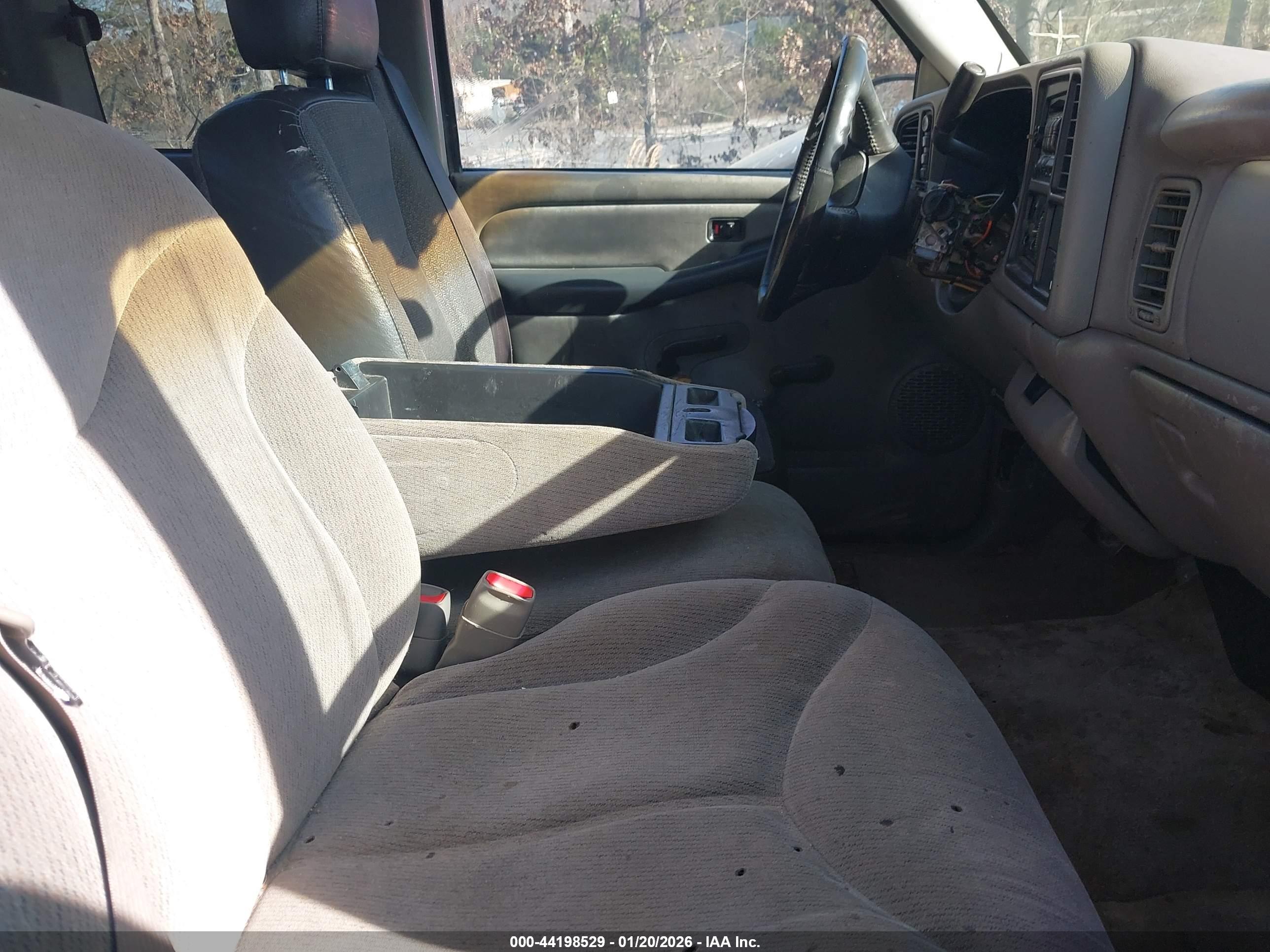 GMC SIERRA image 5