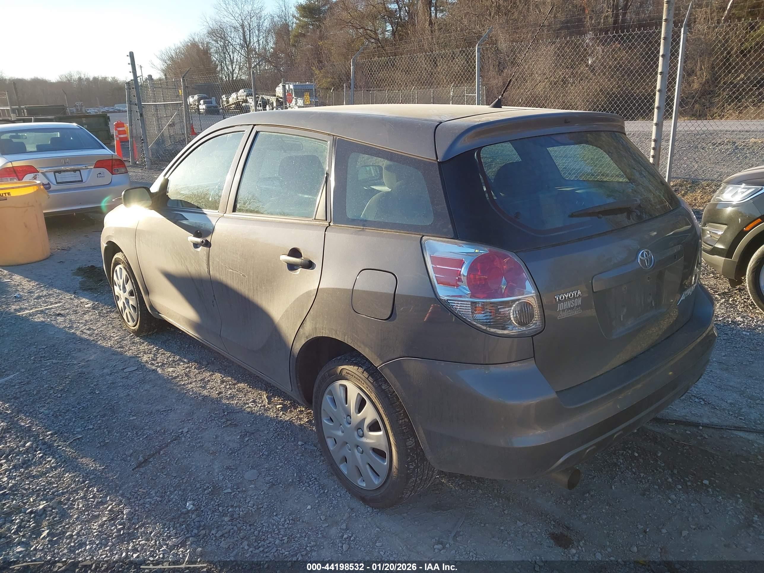 TOYOTA MATRIX image 3