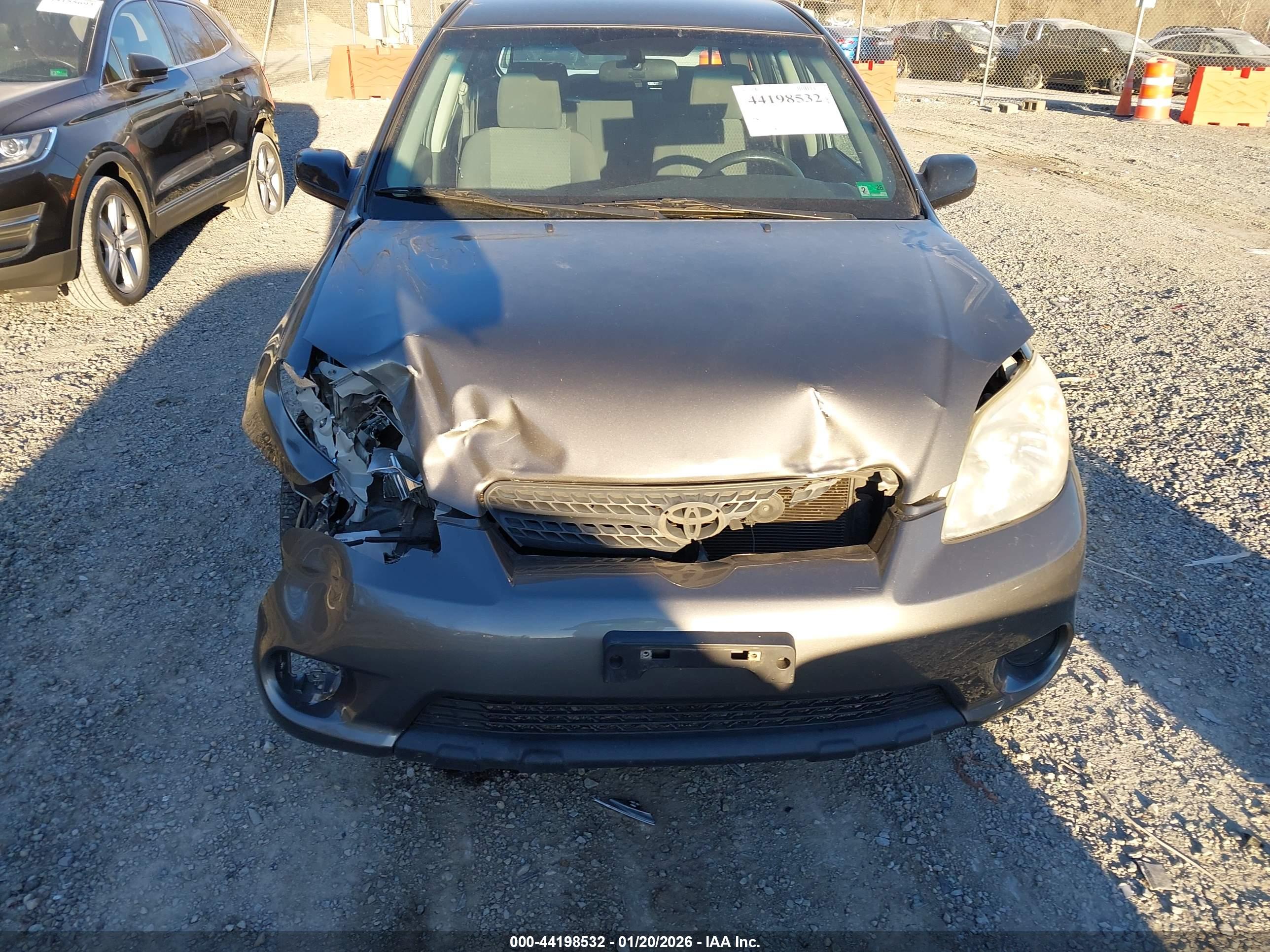 TOYOTA MATRIX image 6