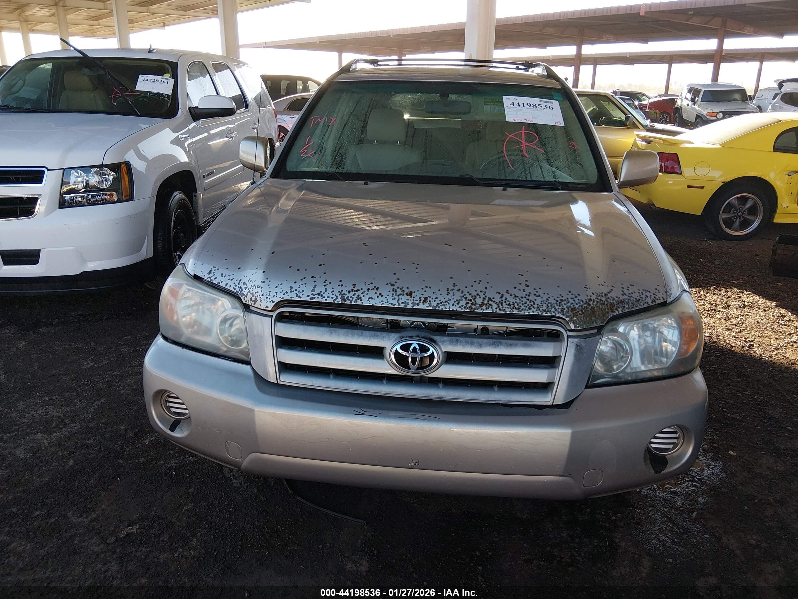 TOYOTA HIGHLANDER image 6