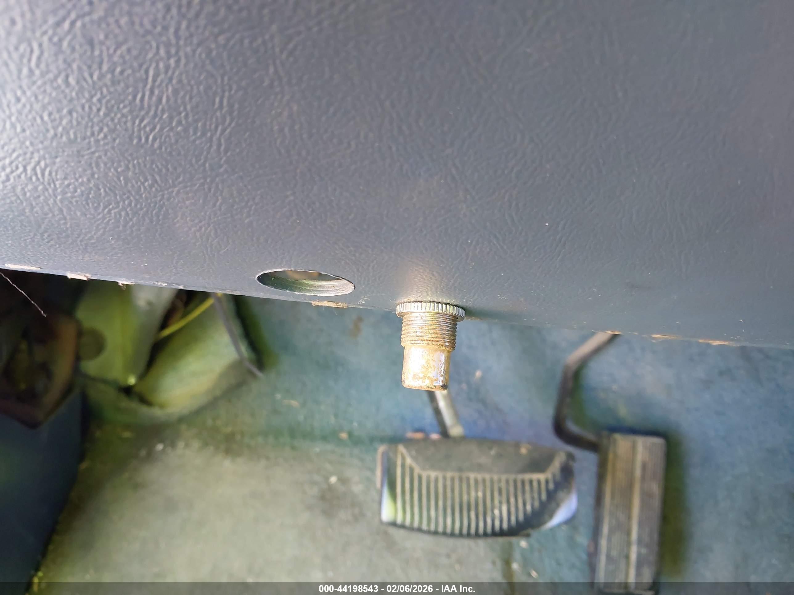 FORD F150 image 11