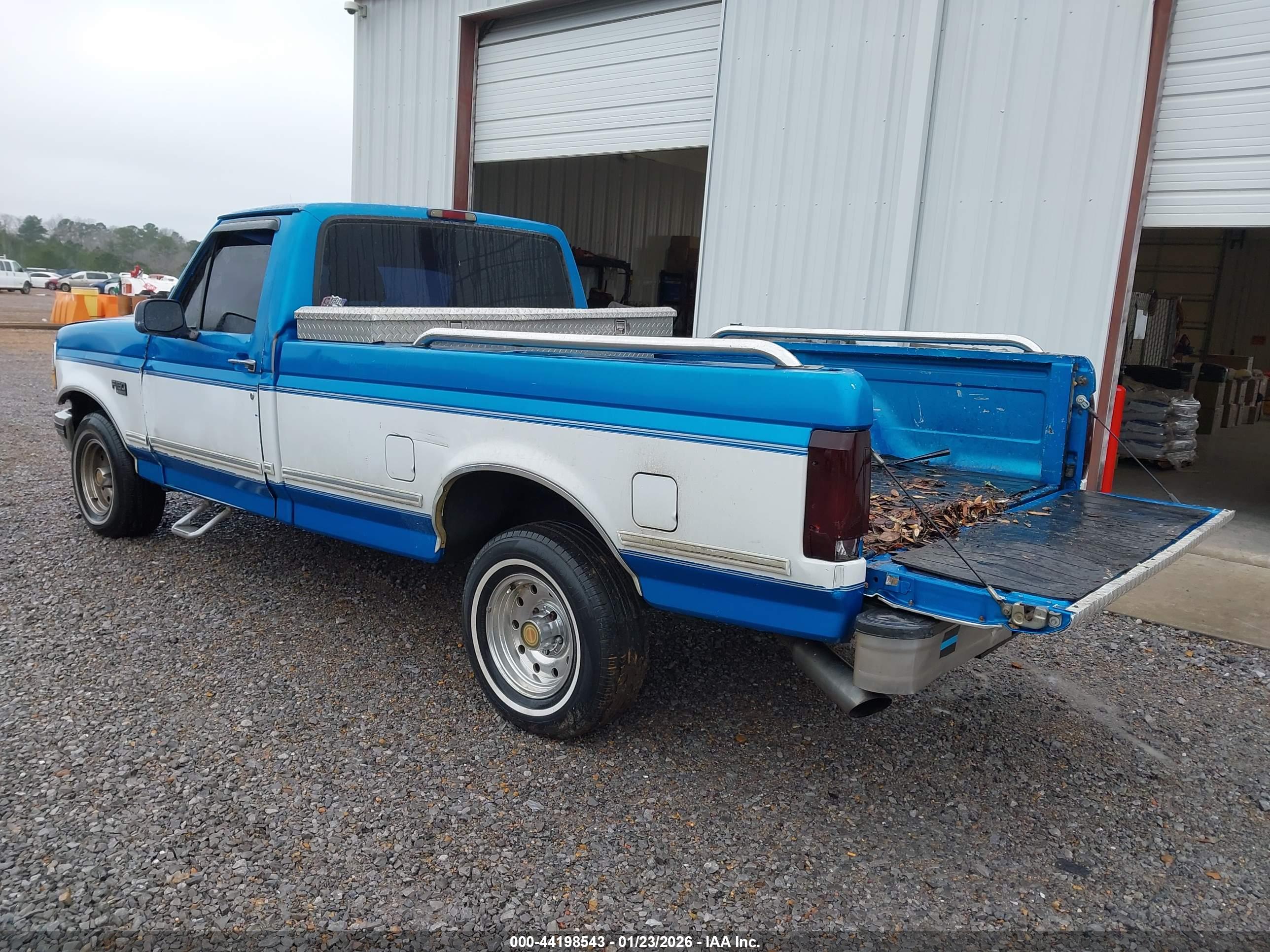 FORD F150 image 3