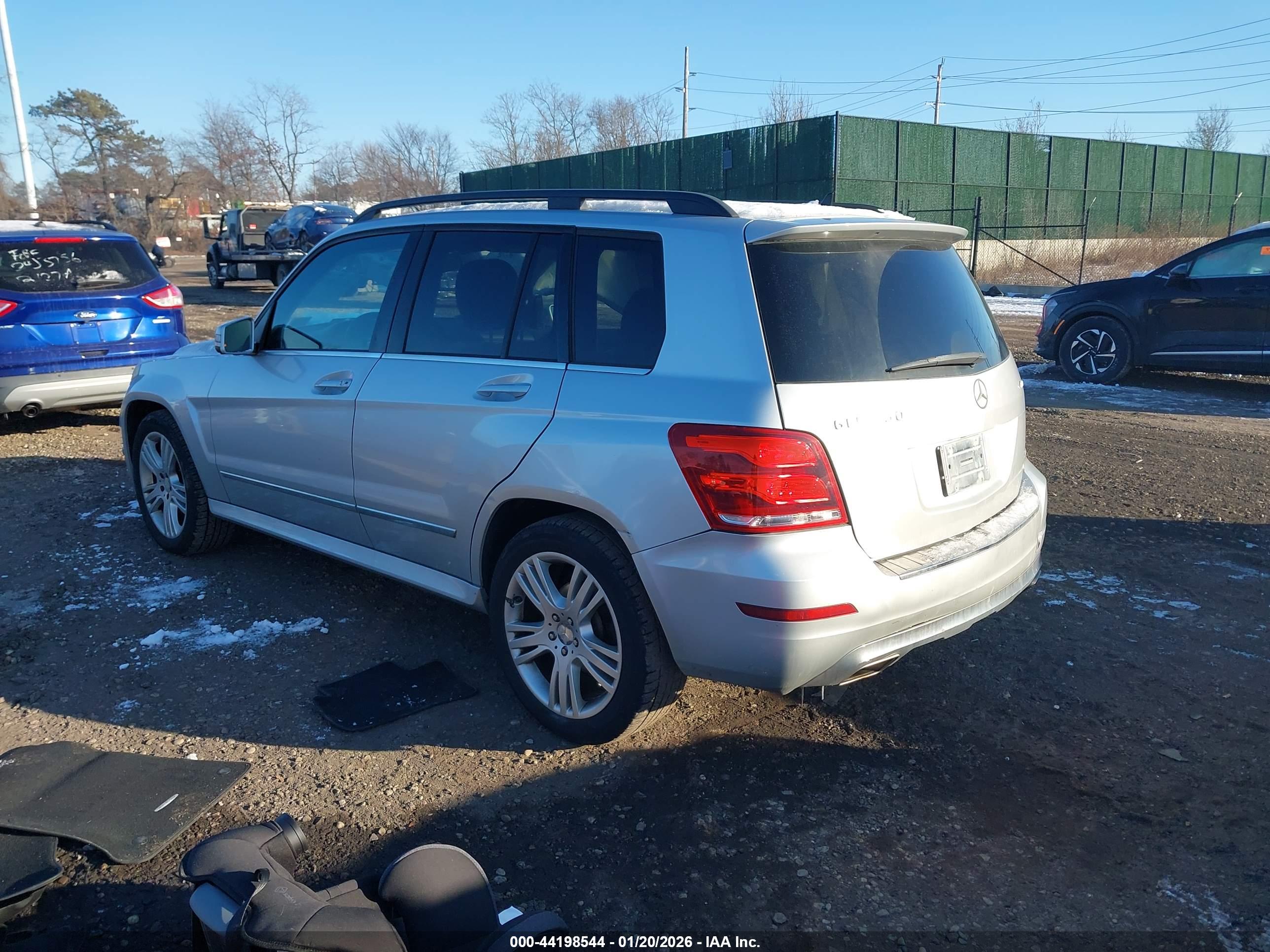 MERCEDES-BENZ GLK image 3