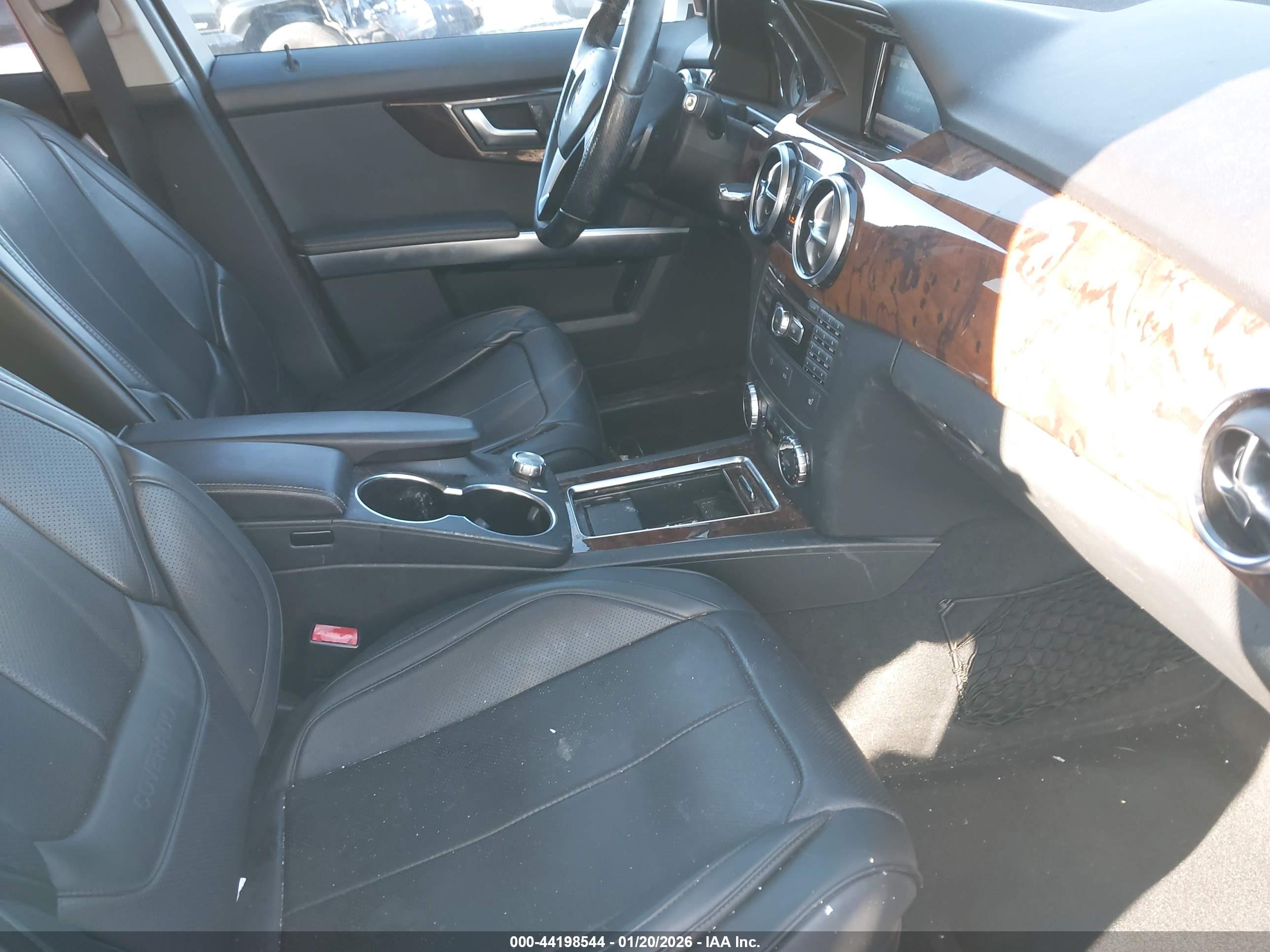 MERCEDES-BENZ GLK image 5