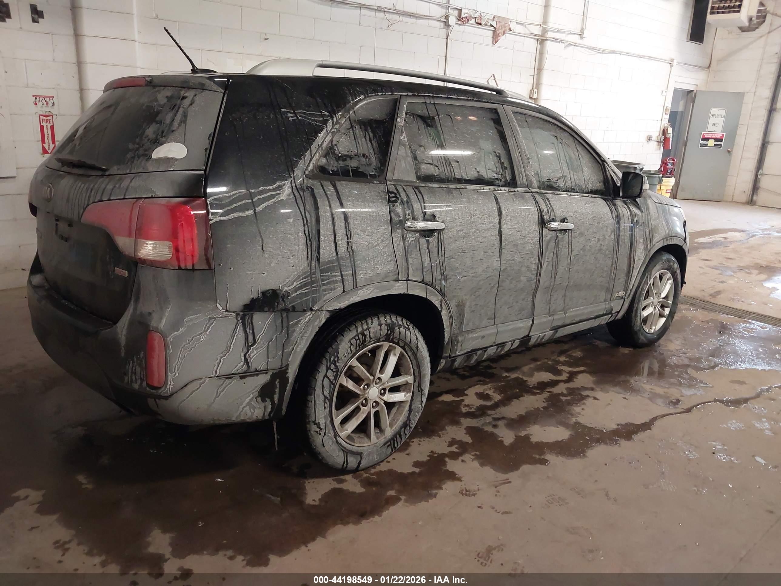 KIA SORENTO image 4
