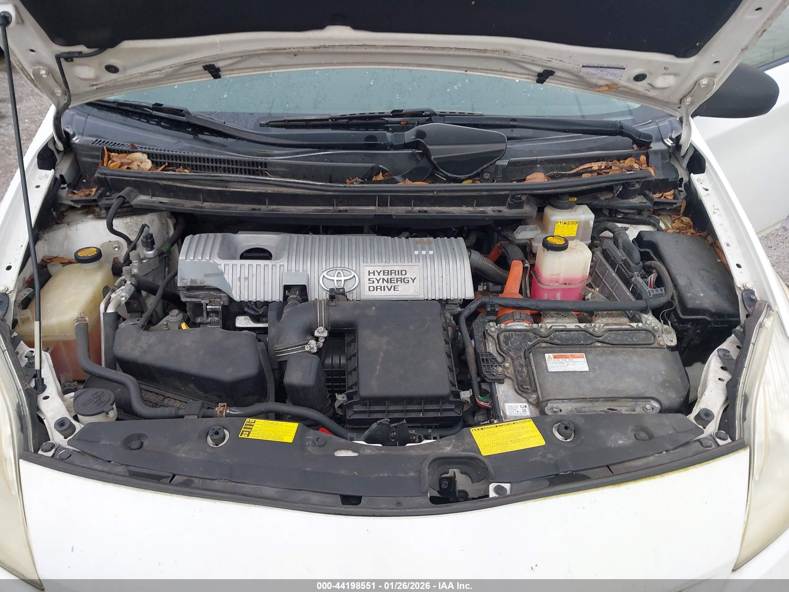 TOYOTA PRIUS image 10
