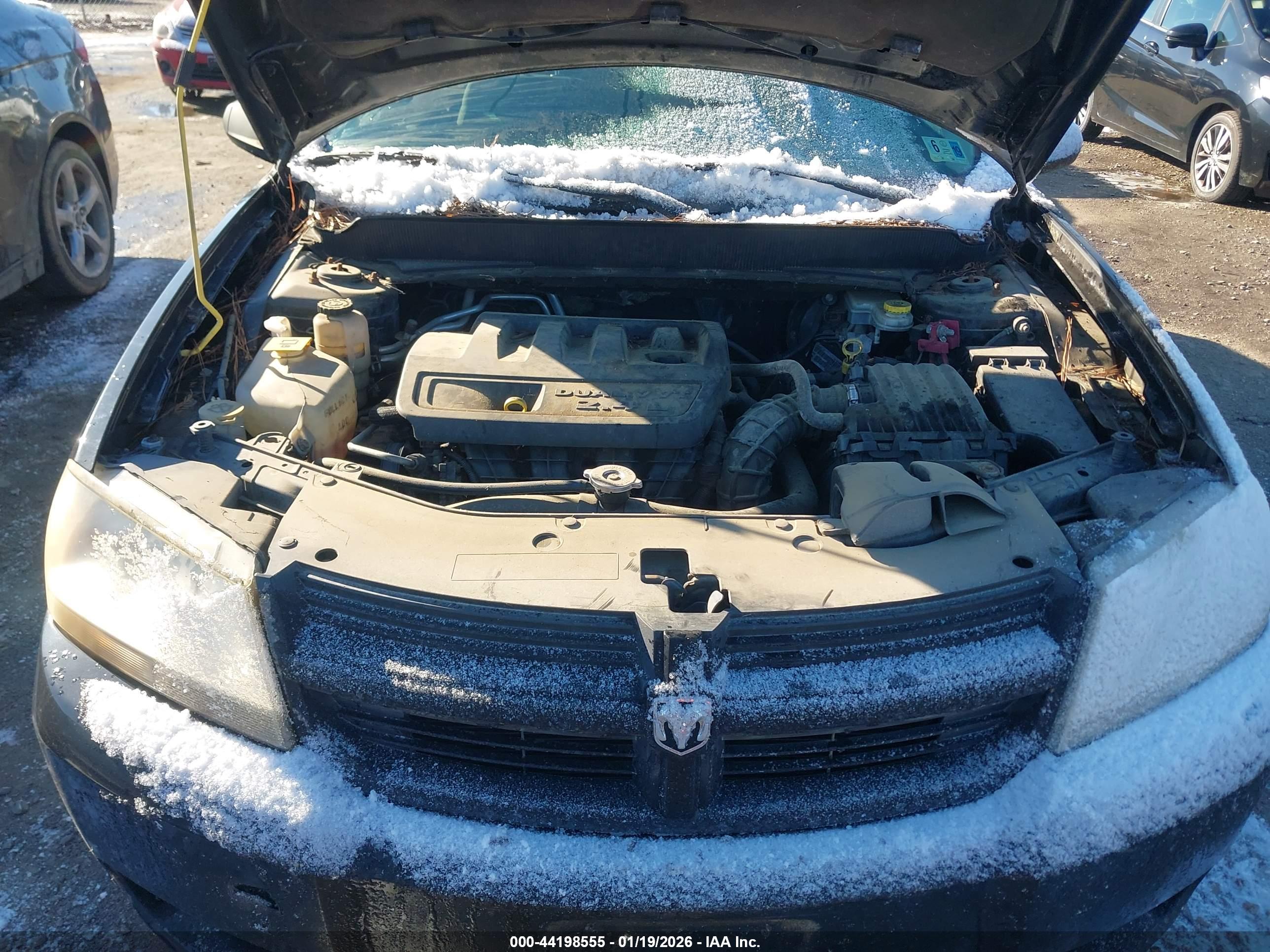 DODGE AVENGER image 10