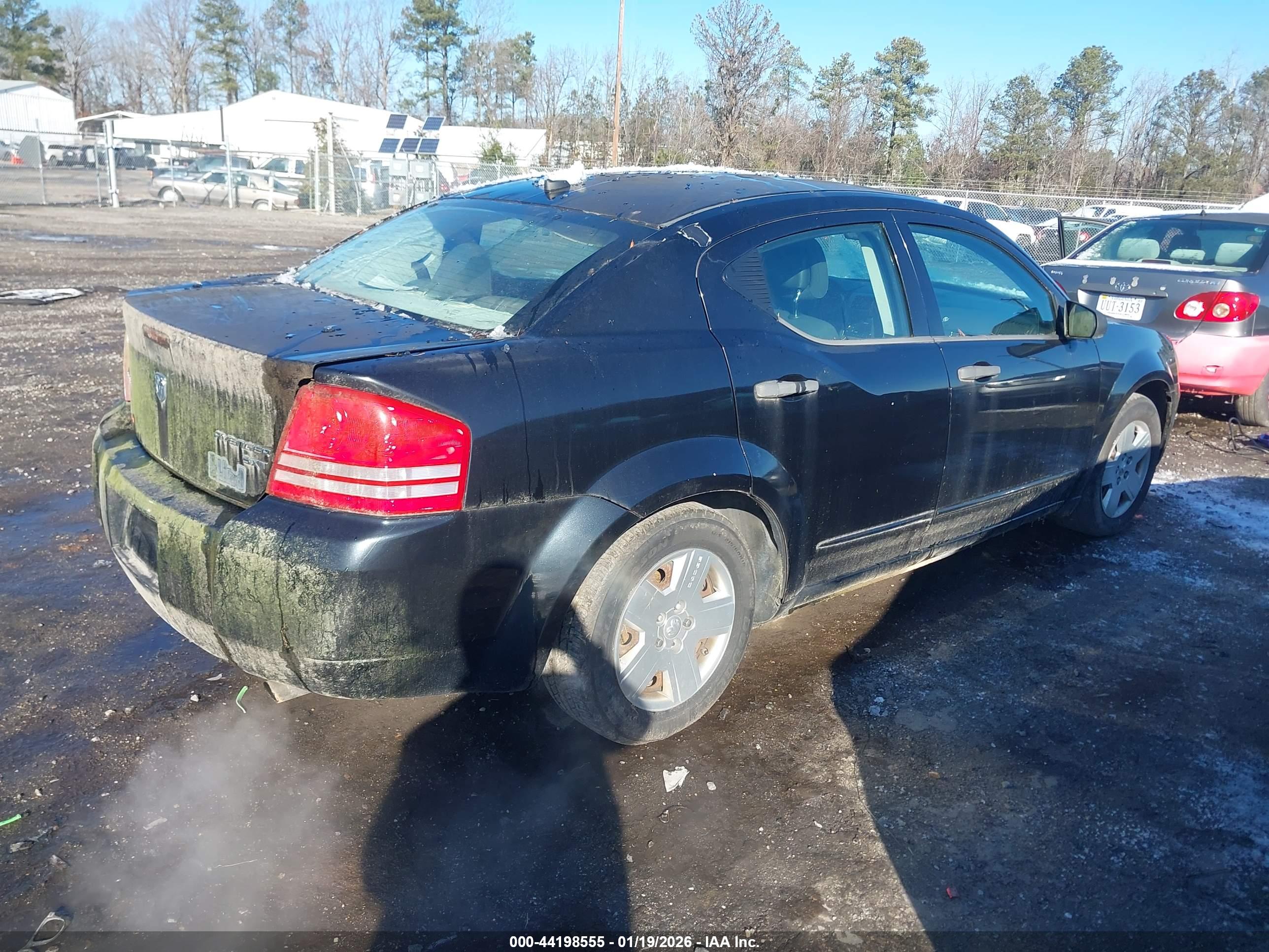 DODGE AVENGER image 4