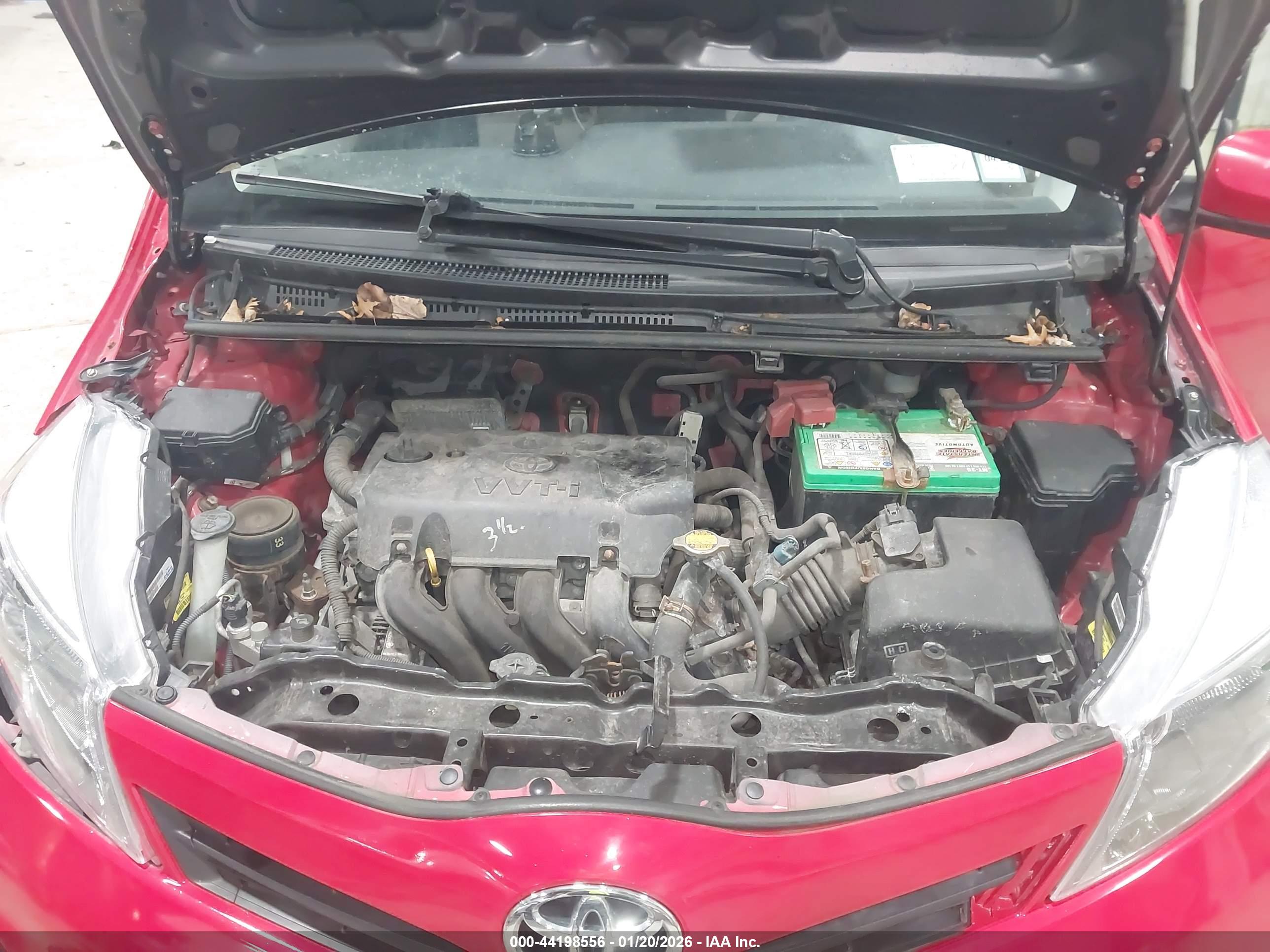 TOYOTA YARIS image 10