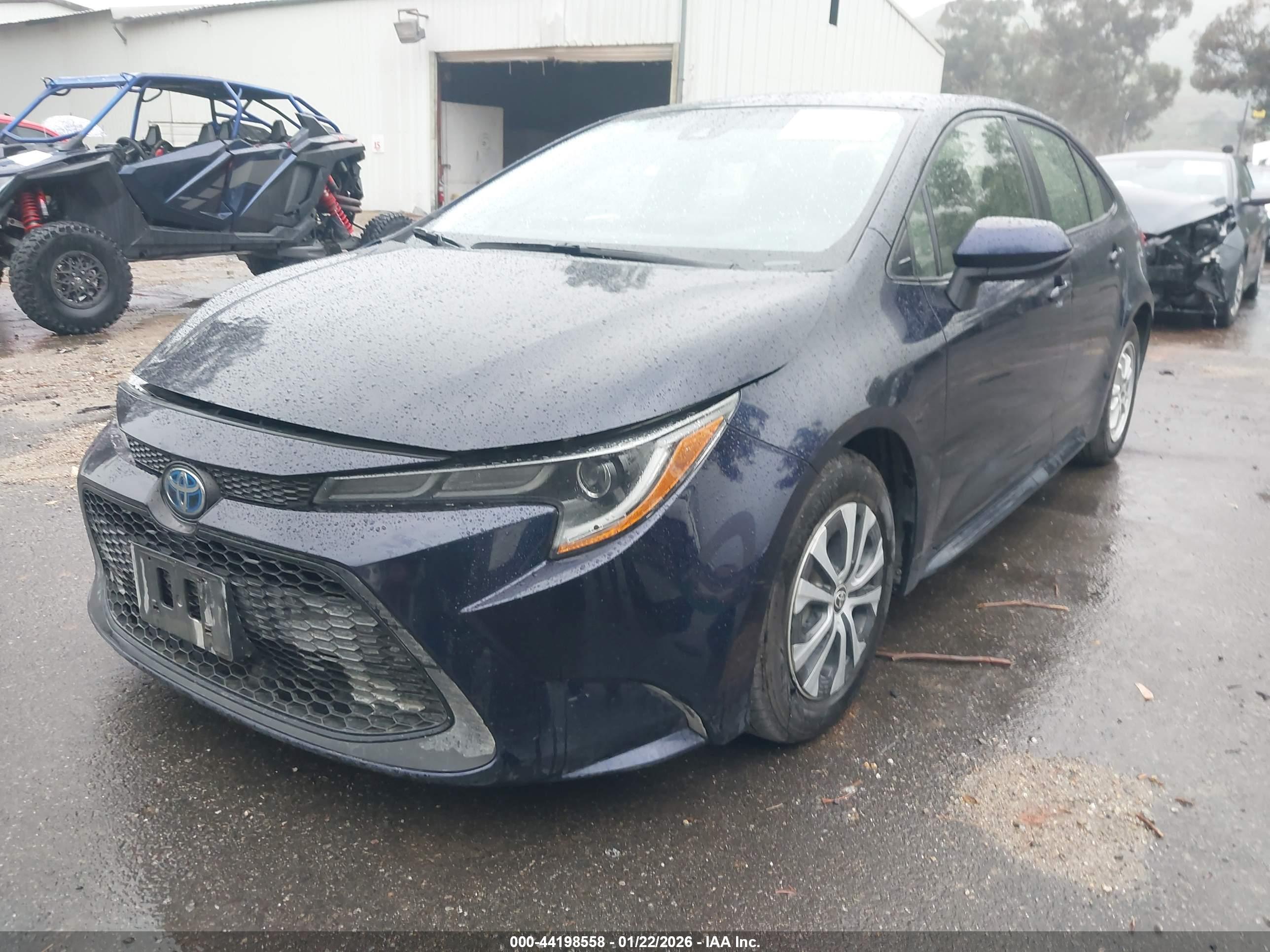 TOYOTA COROLLA image 2