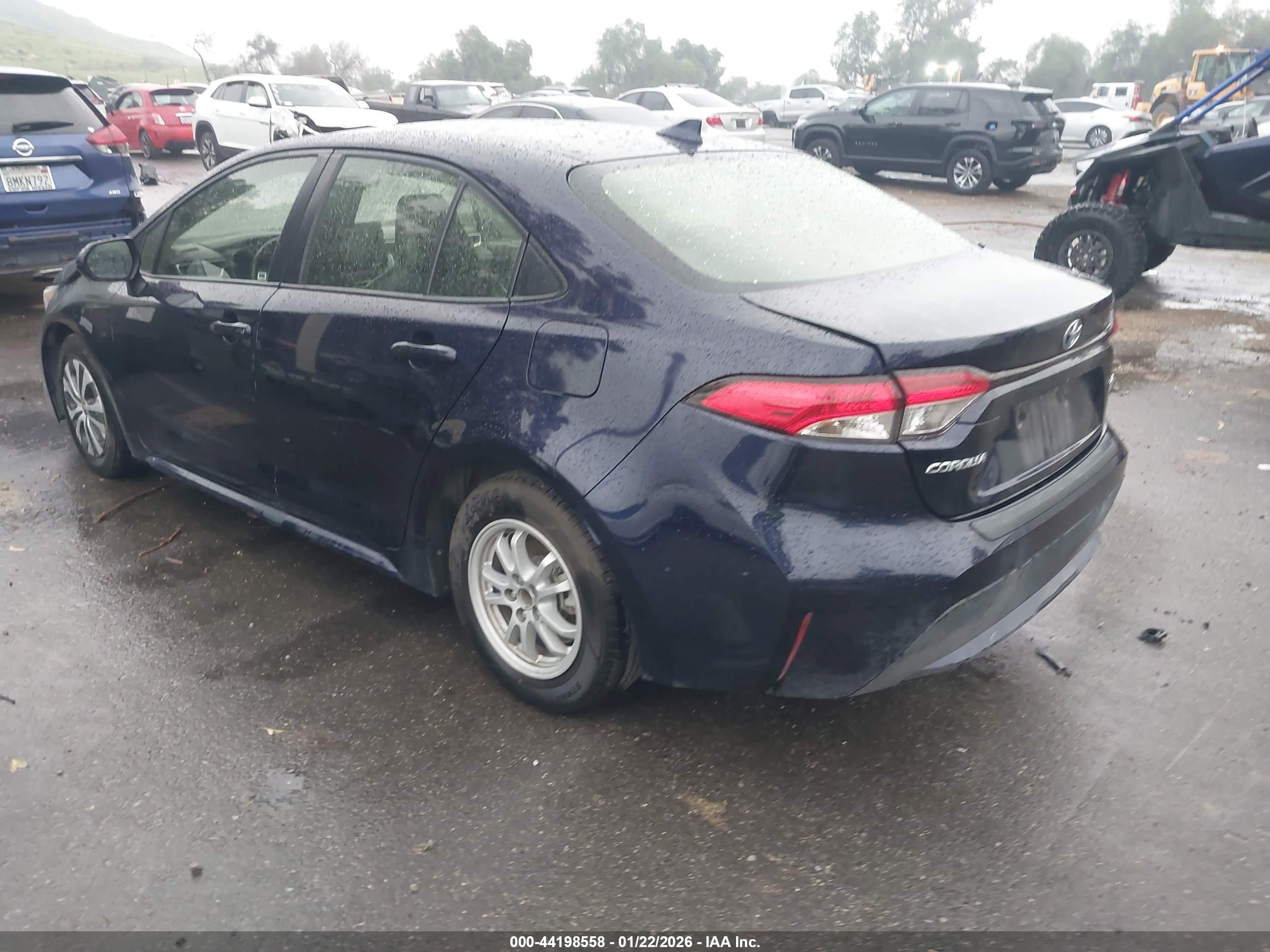 TOYOTA COROLLA image 3