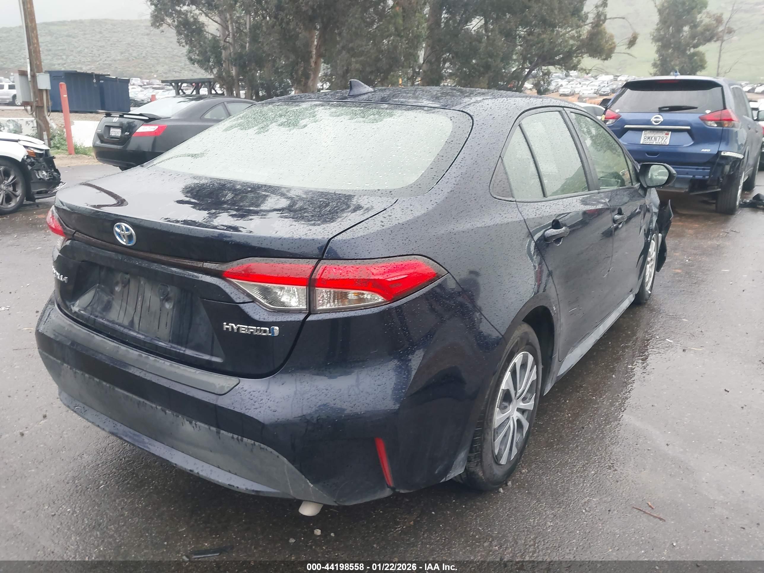 TOYOTA COROLLA image 4