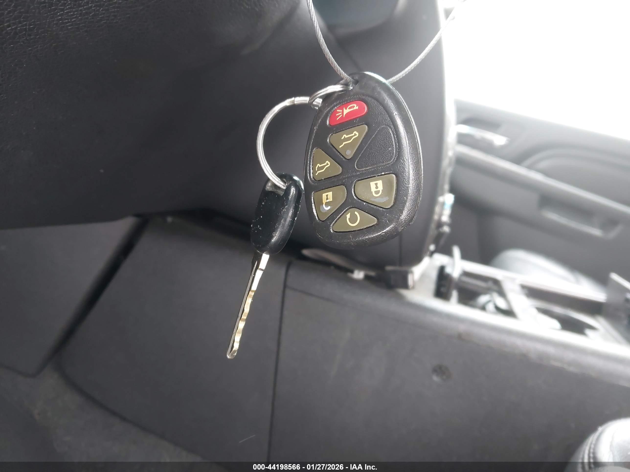 GMC YUKON image 11