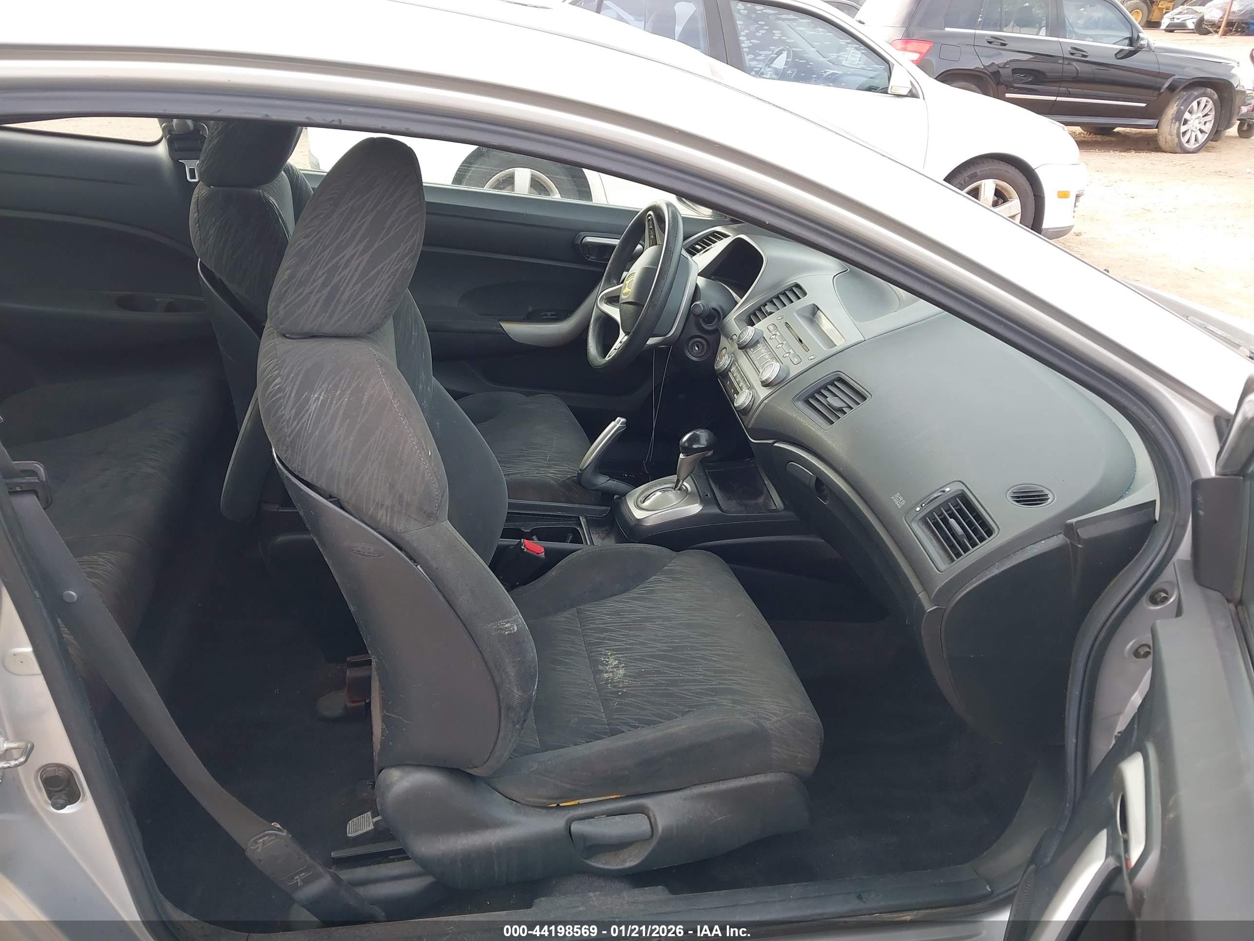 HONDA CIVIC image 5