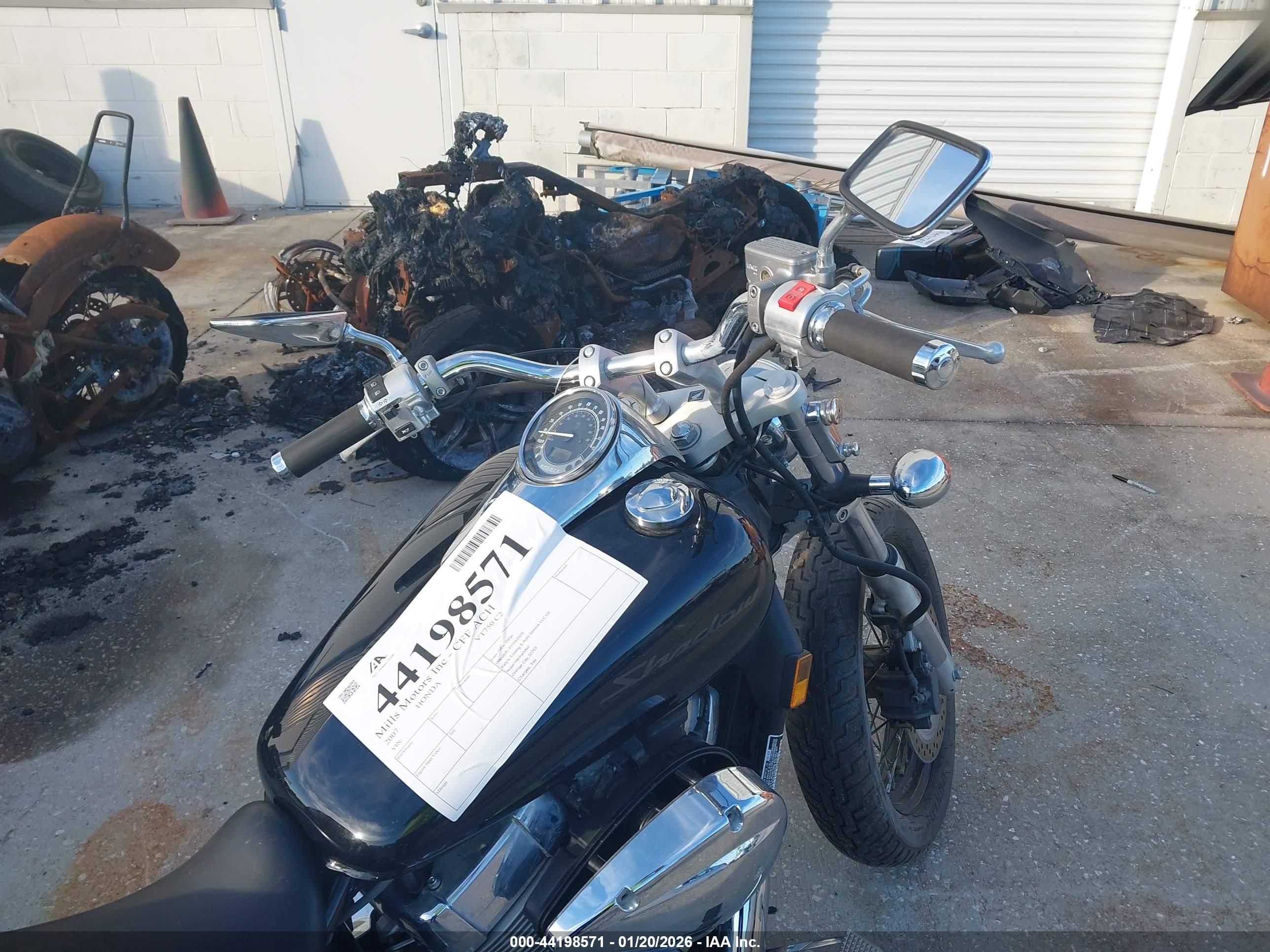HONDA VT750 image 5