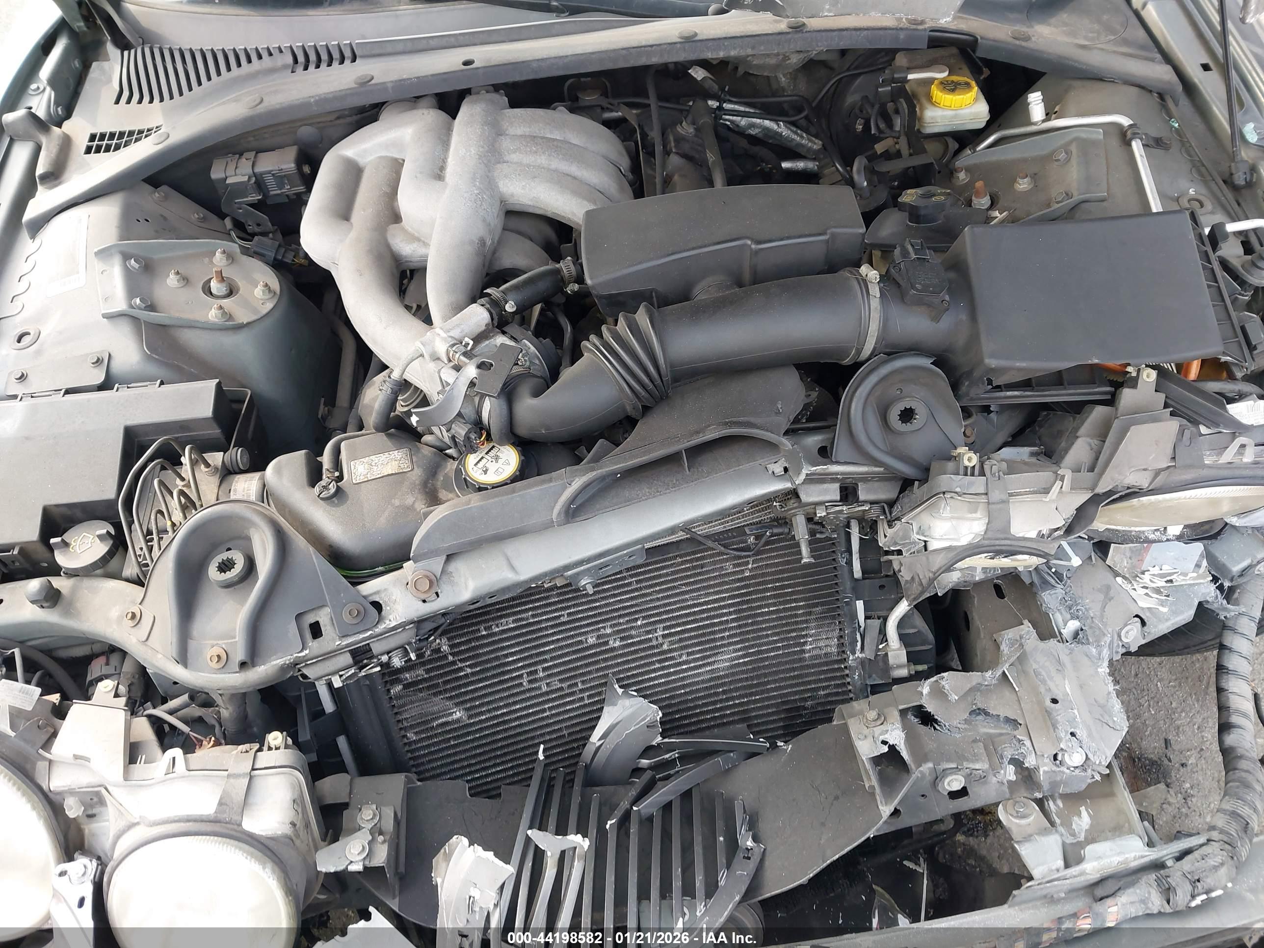 JAGUAR S-TYPE image 10