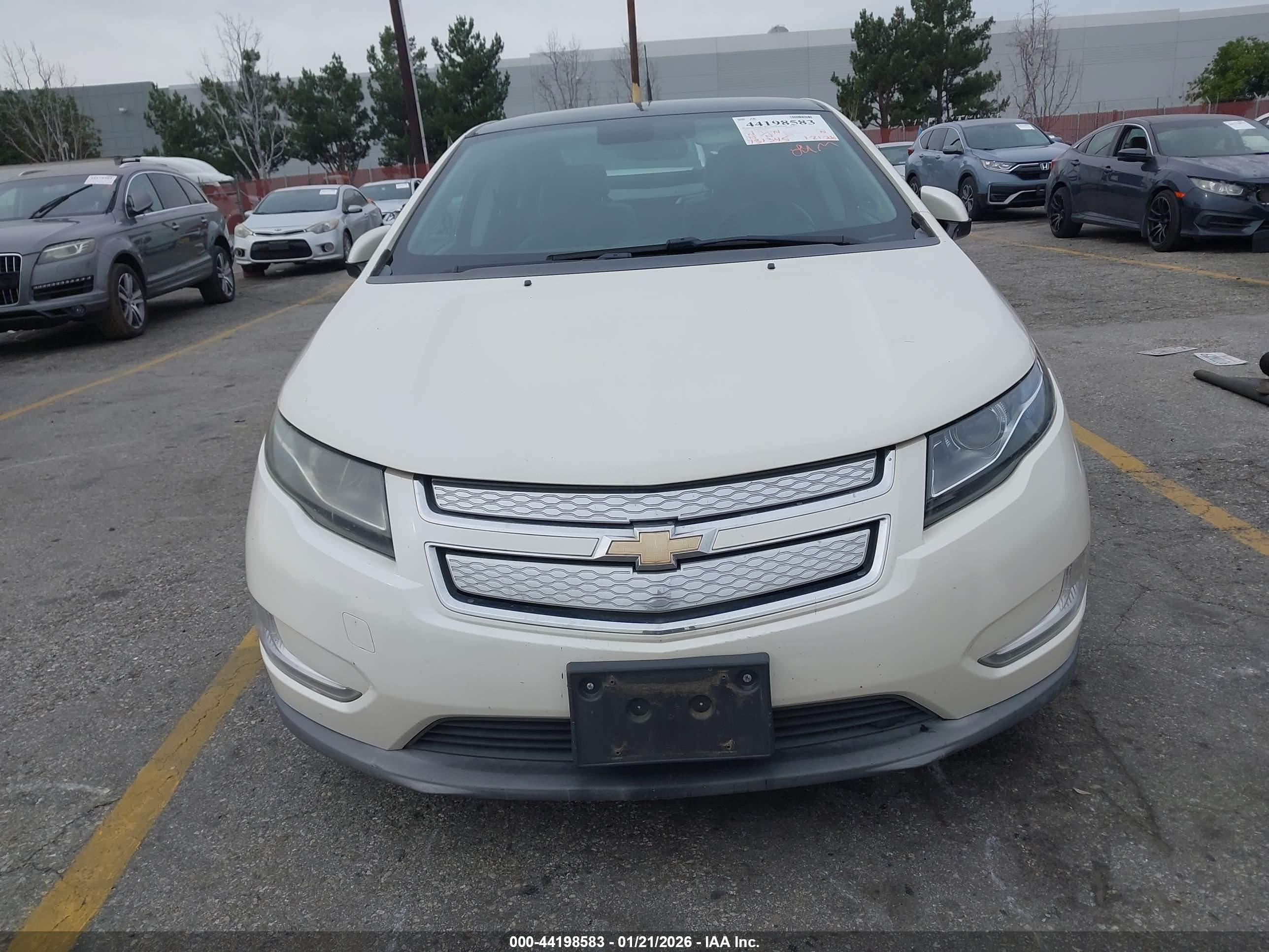 CHEVROLET VOLT image 6