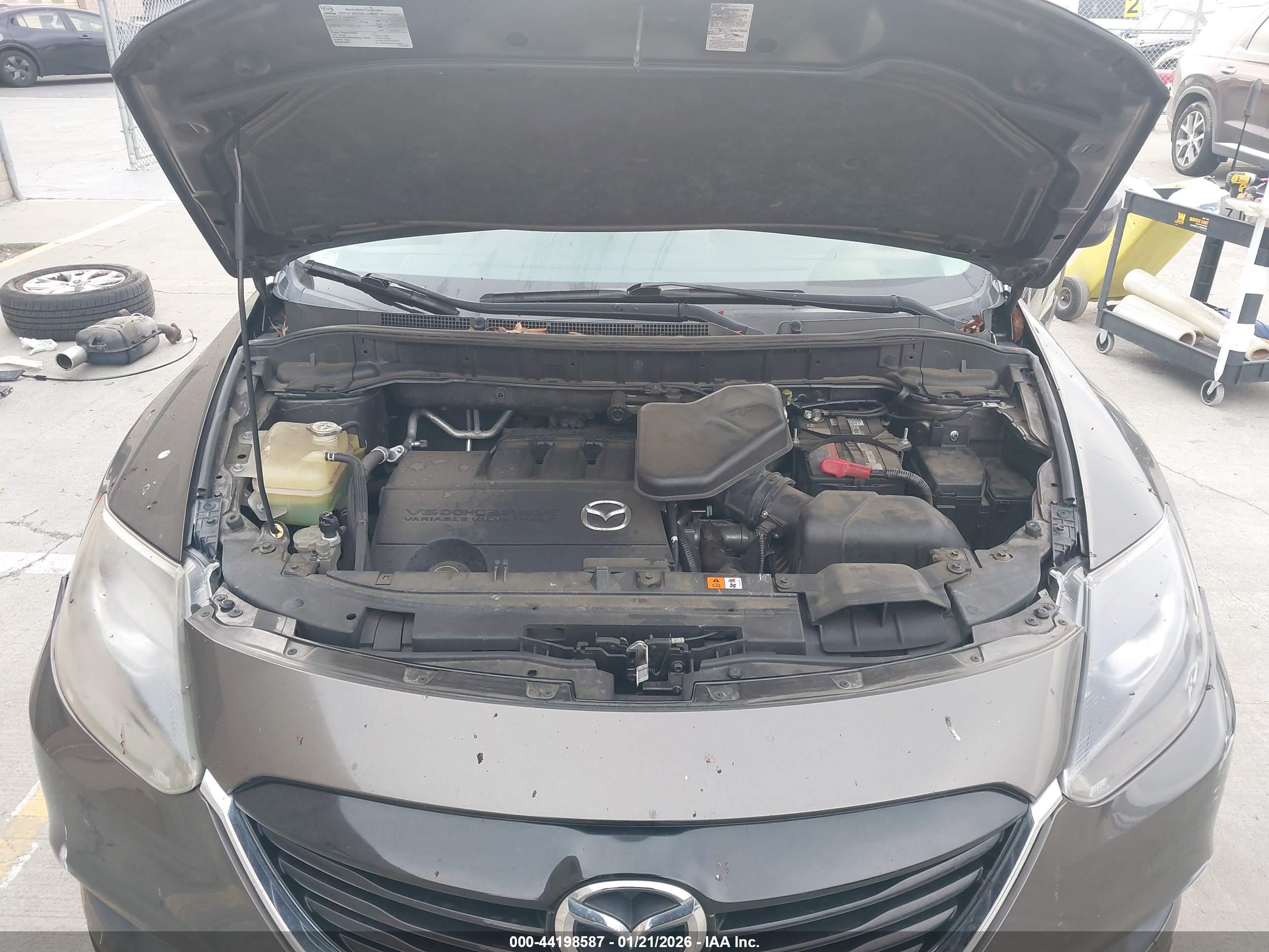 MAZDA CX-9 image 10
