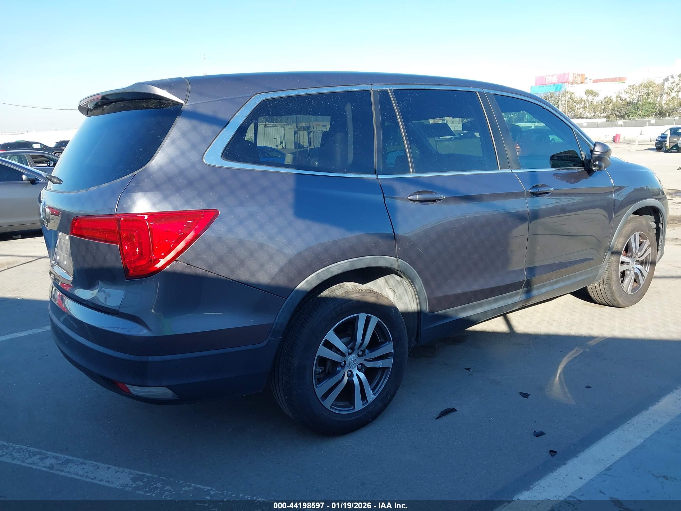 HONDA PILOT image 4