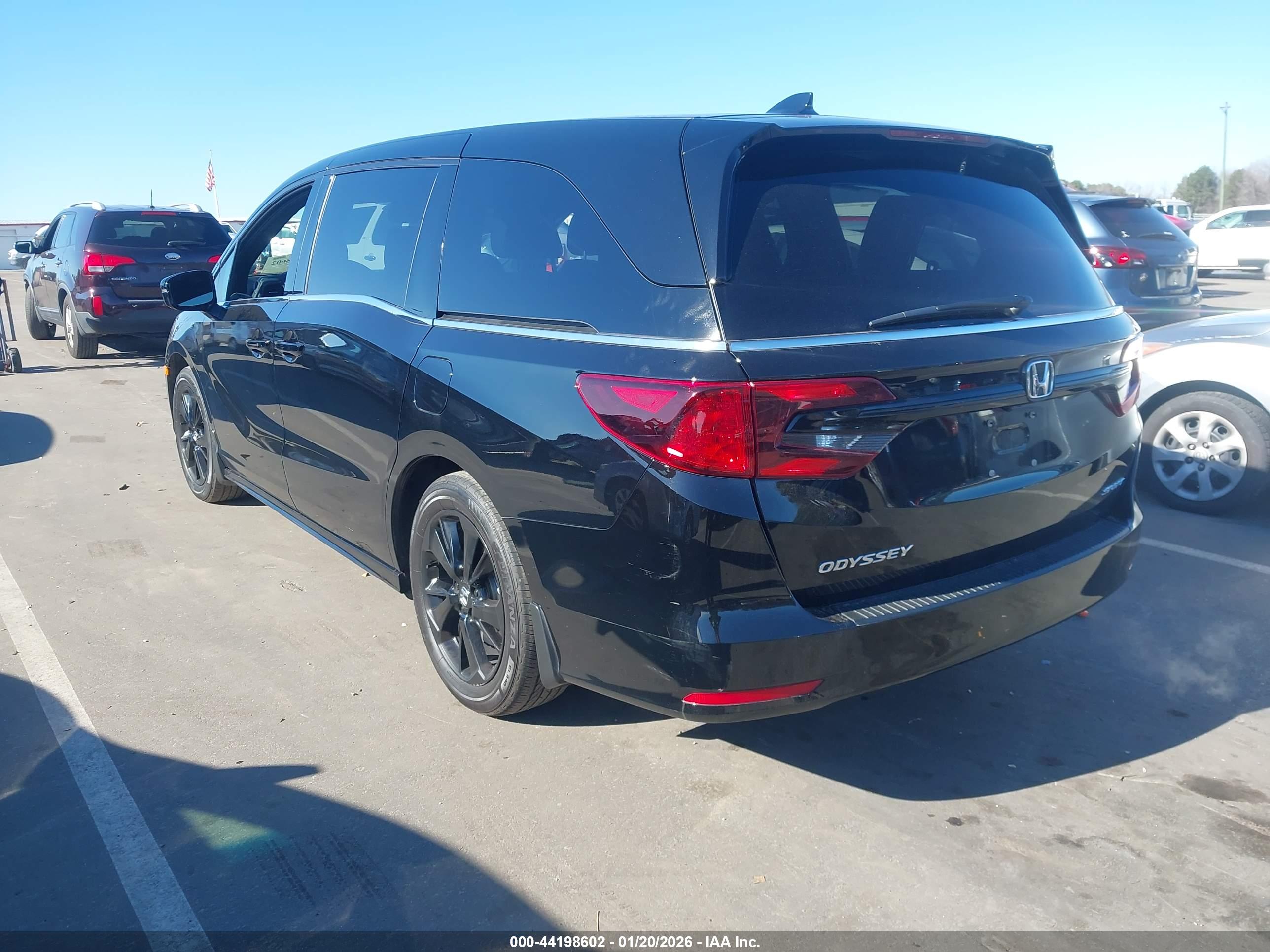 HONDA ODYSSEY image 3