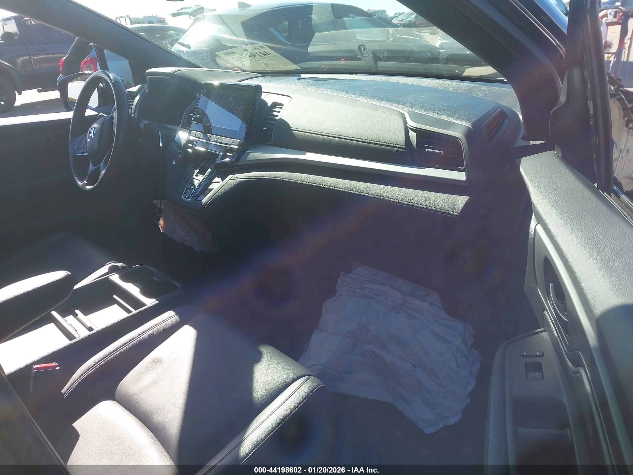 HONDA ODYSSEY image 5