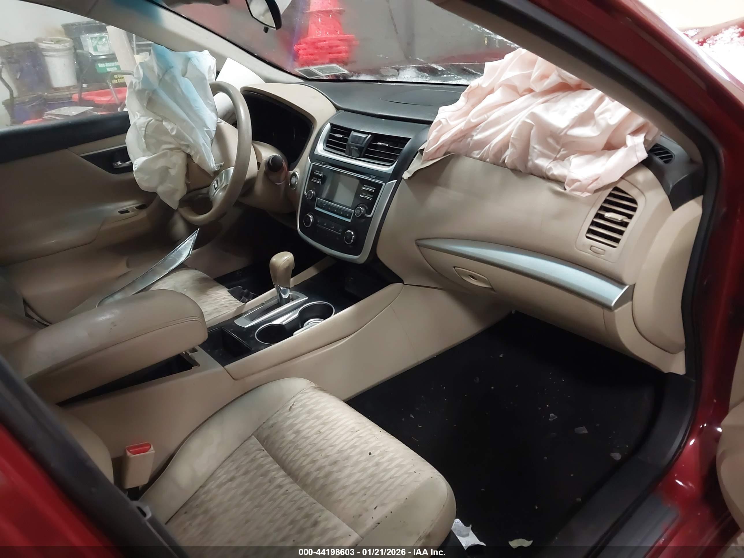 NISSAN ALTIMA image 5