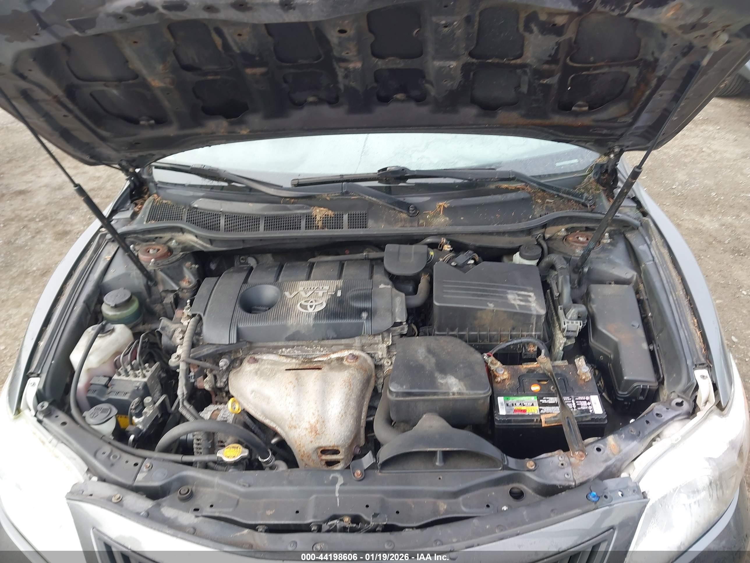 TOYOTA CAMRY image 10