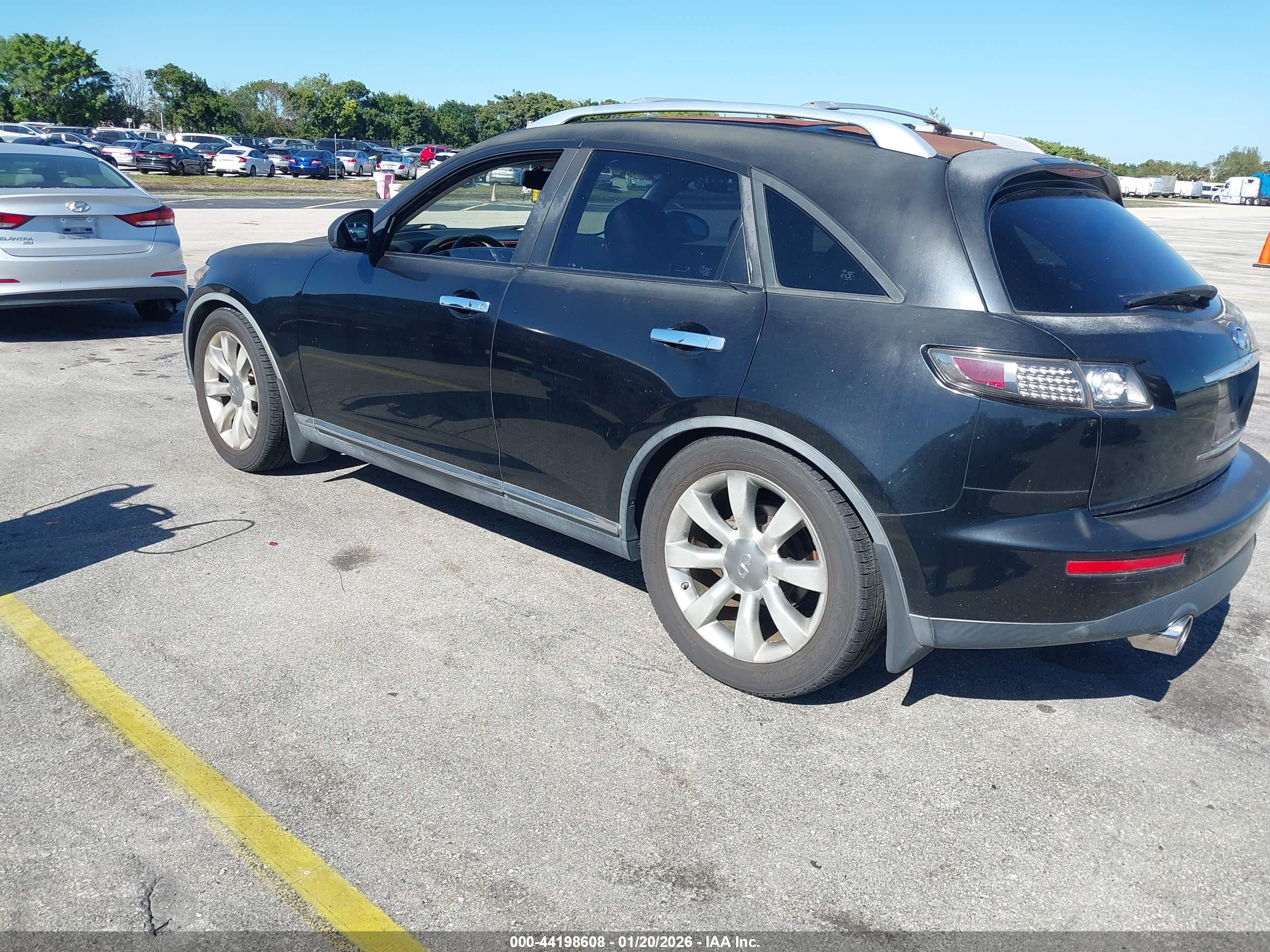 INFINITI FX35 image 3
