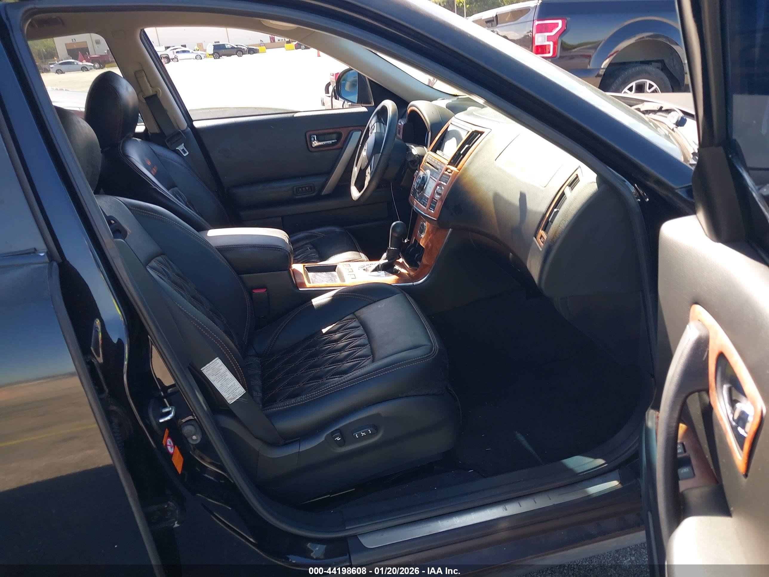 INFINITI FX35 image 5