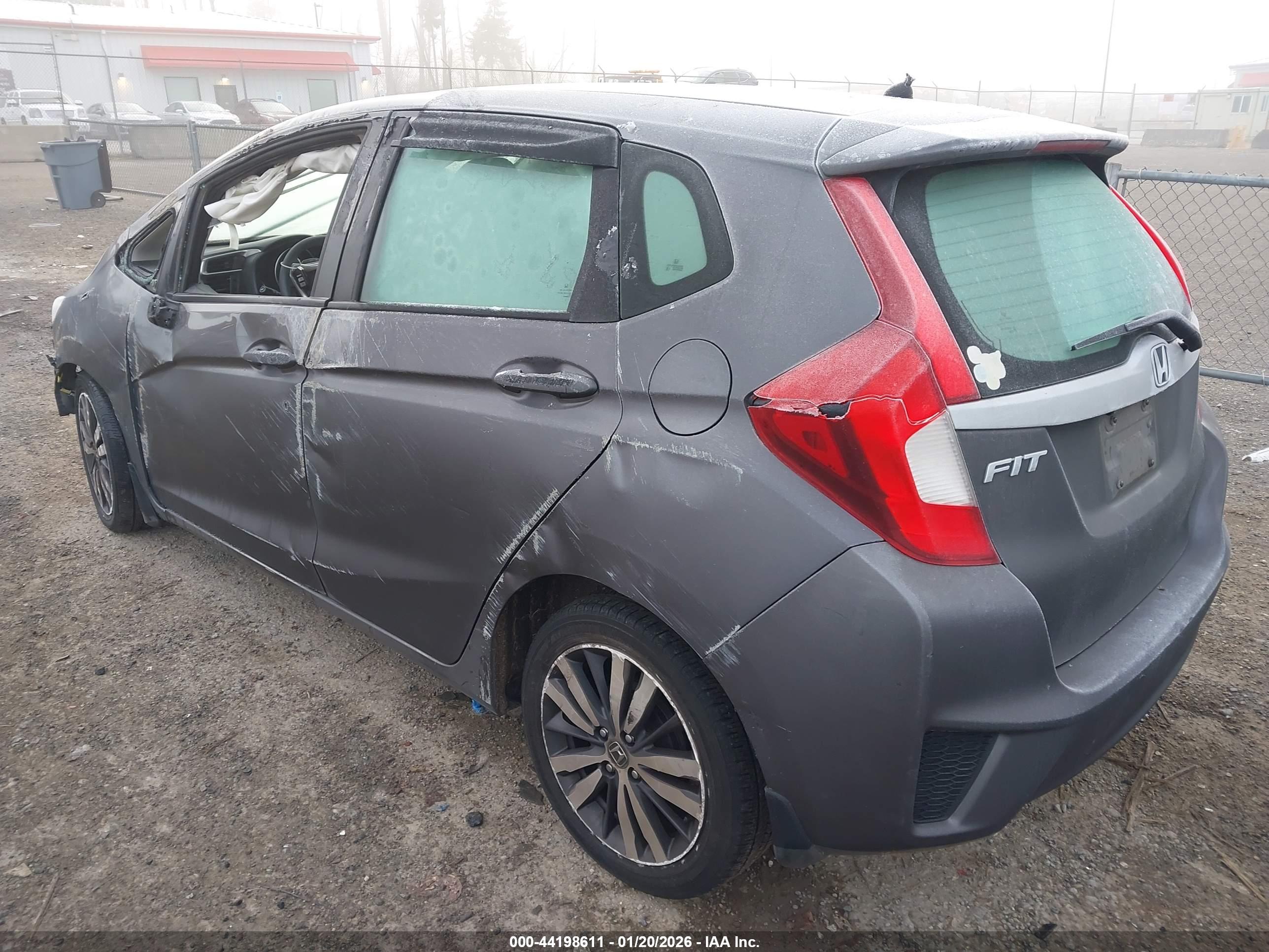 HONDA FIT image 3