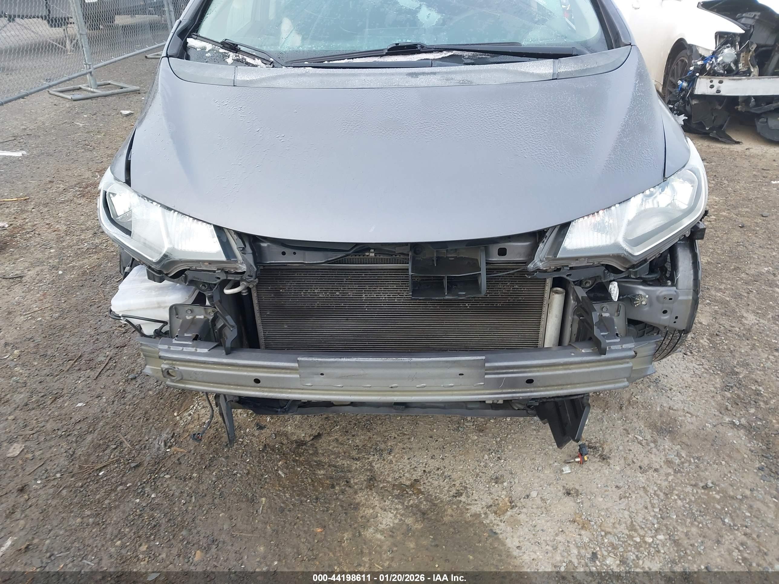 HONDA FIT image 6