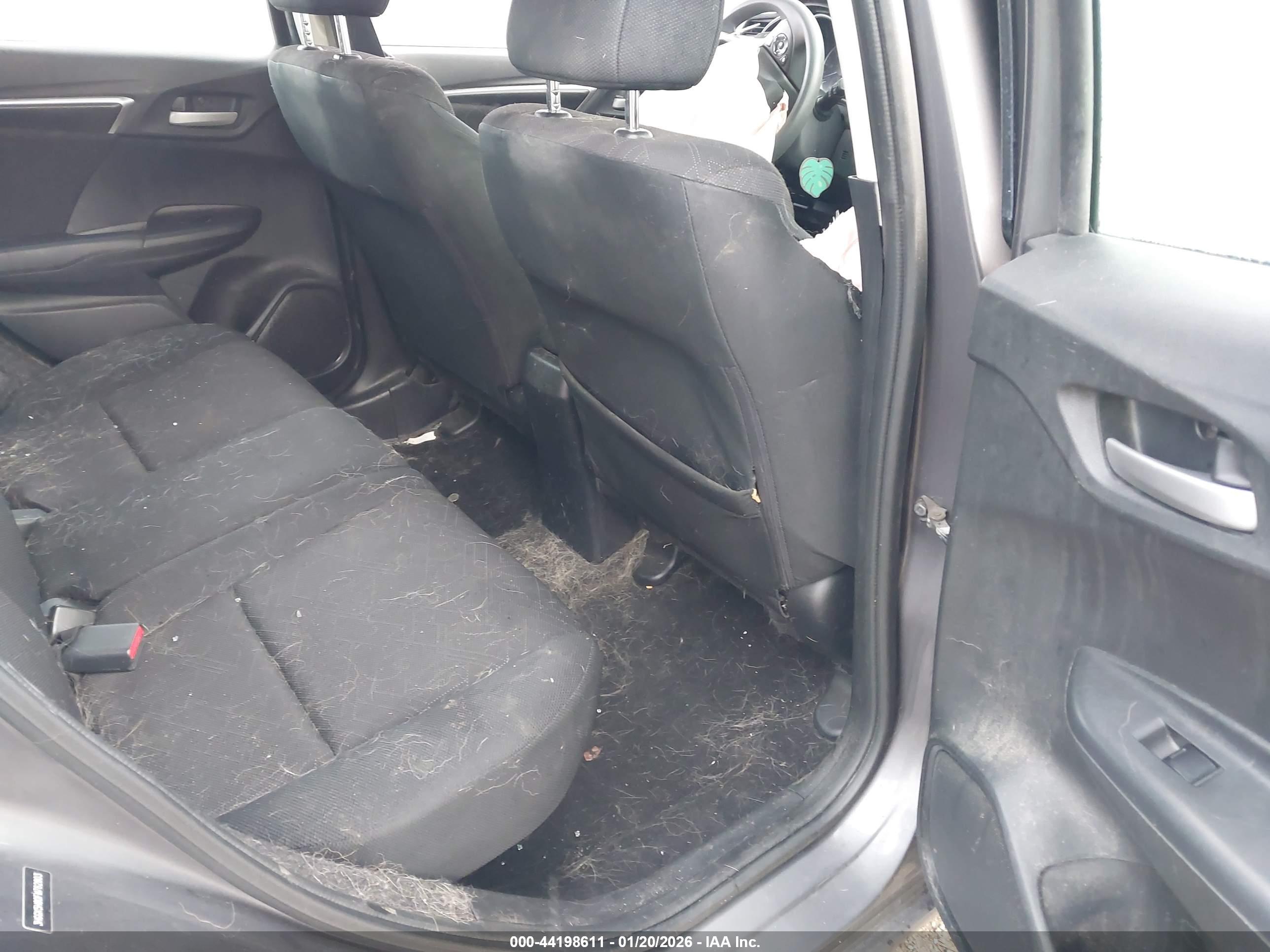 HONDA FIT image 8