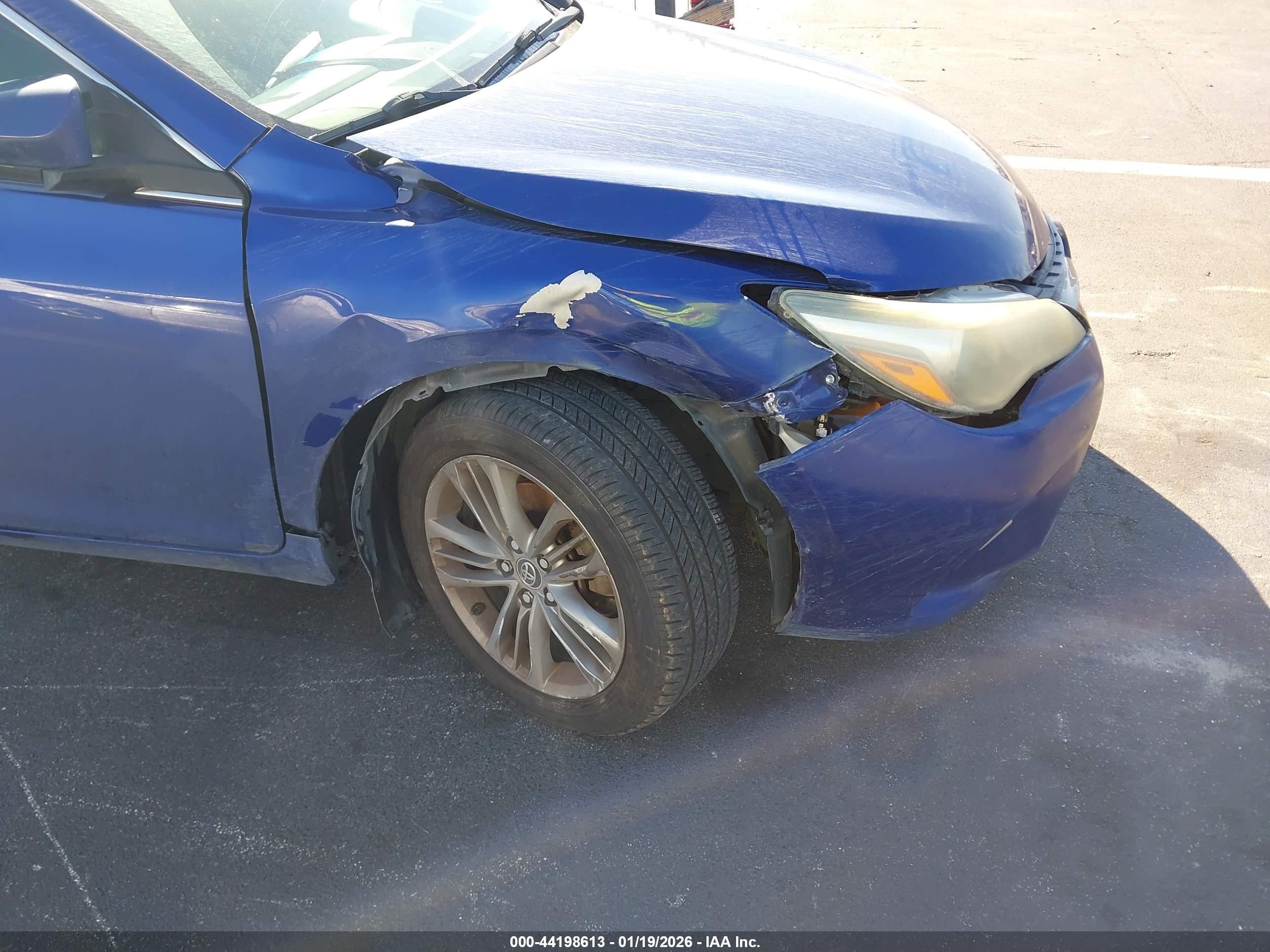 TOYOTA CAMRY image 6