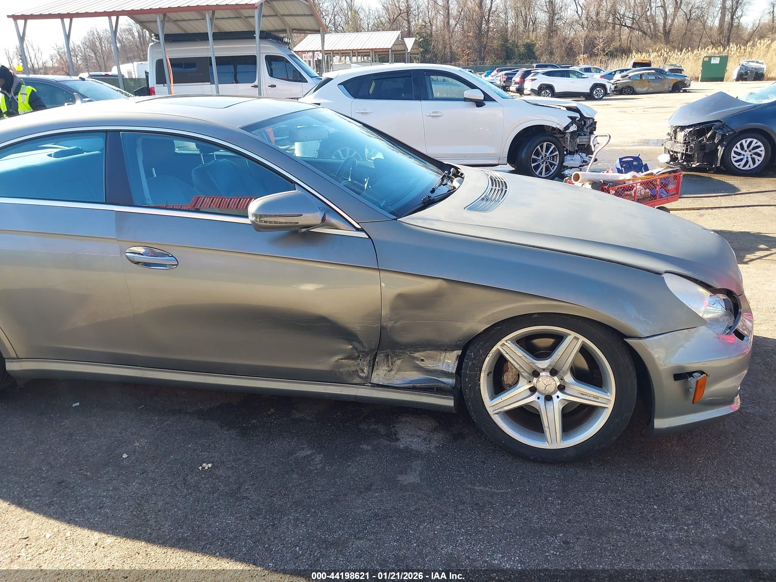 MERCEDES-BENZ CLS image 6