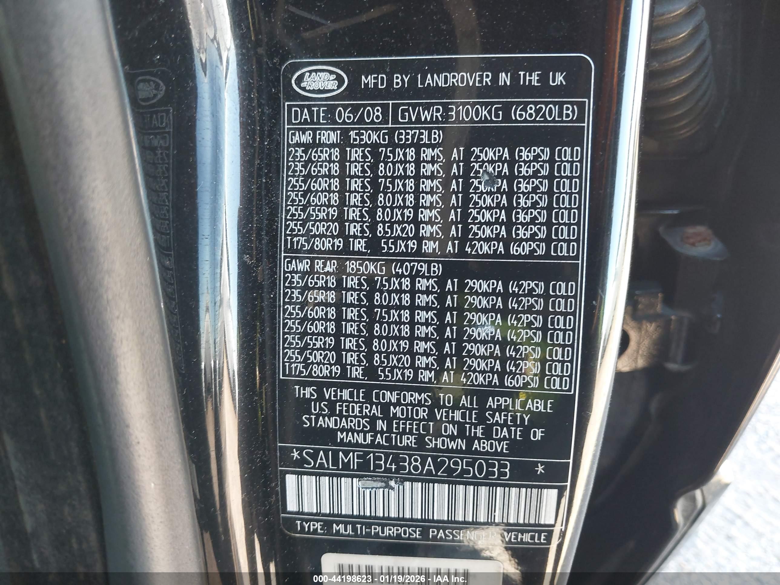 LAND ROVER image 9