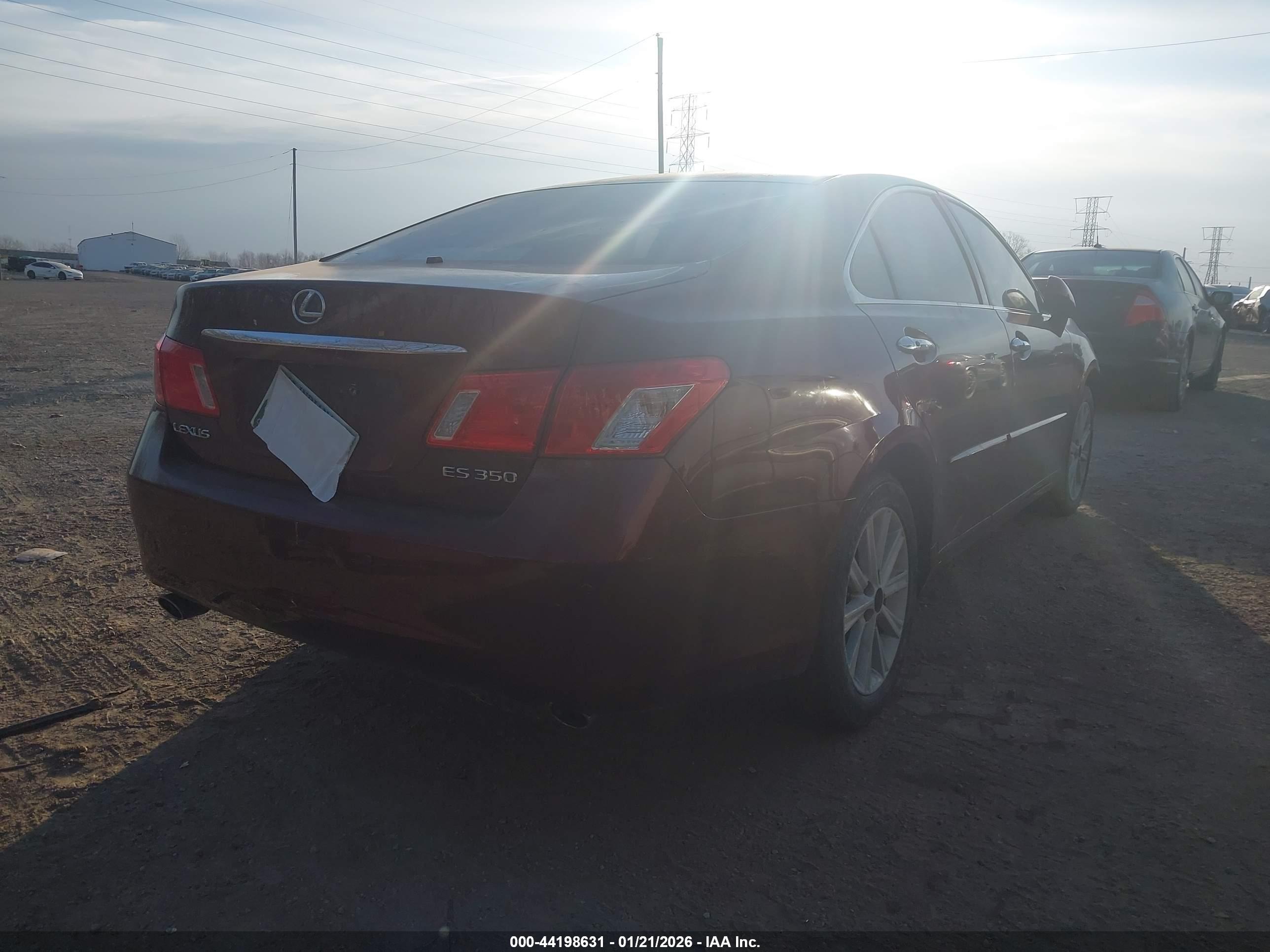 LEXUS ES image 4