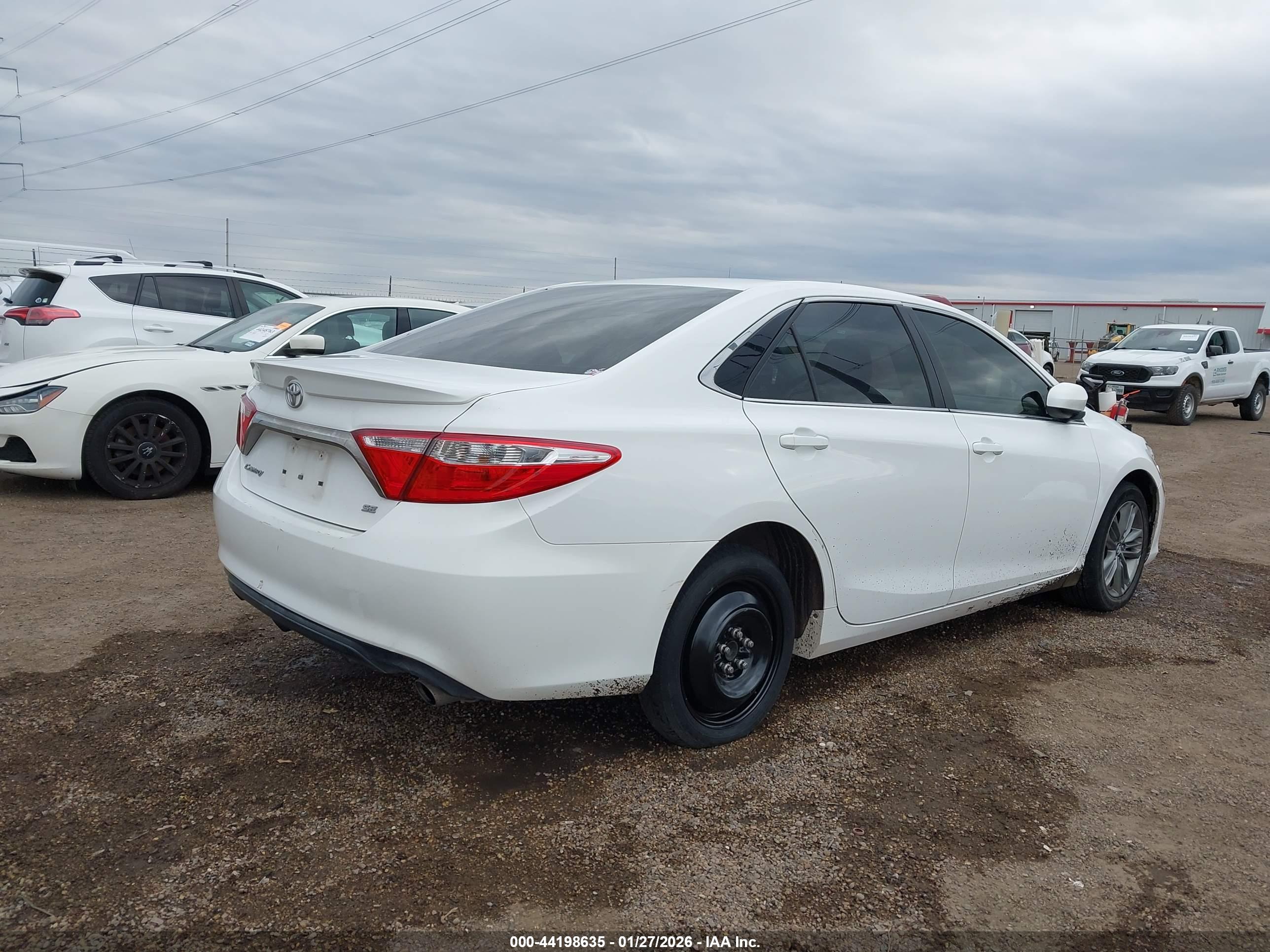 TOYOTA CAMRY image 4