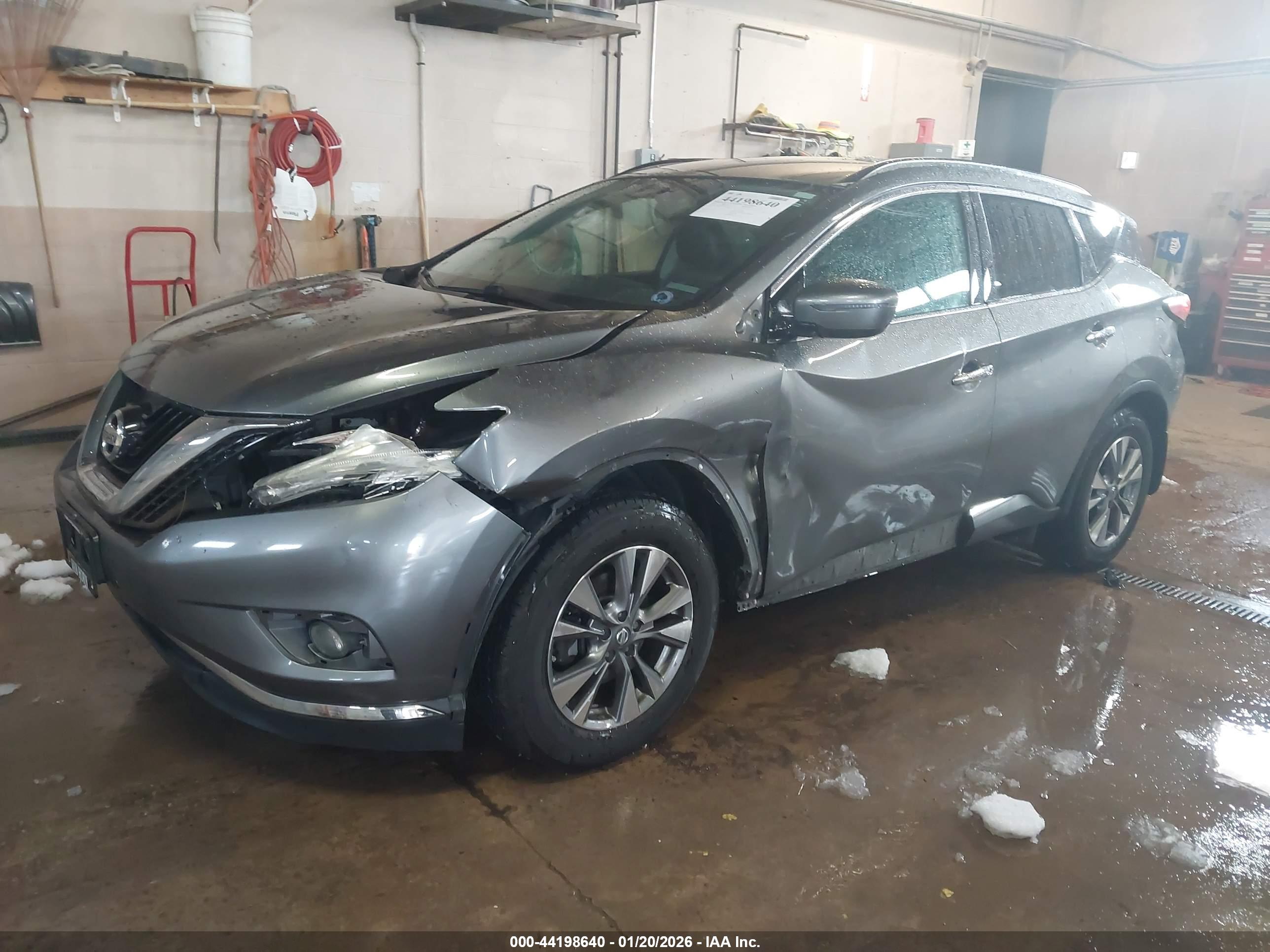 NISSAN MURANO image 2