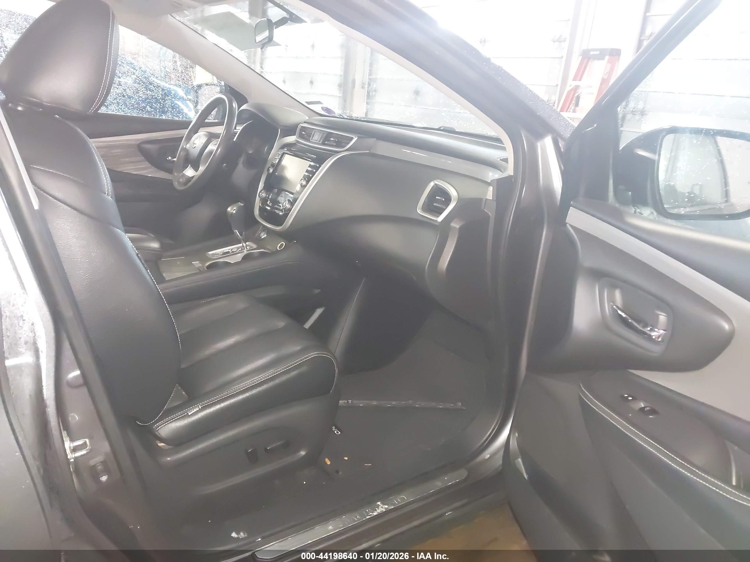 NISSAN MURANO image 5