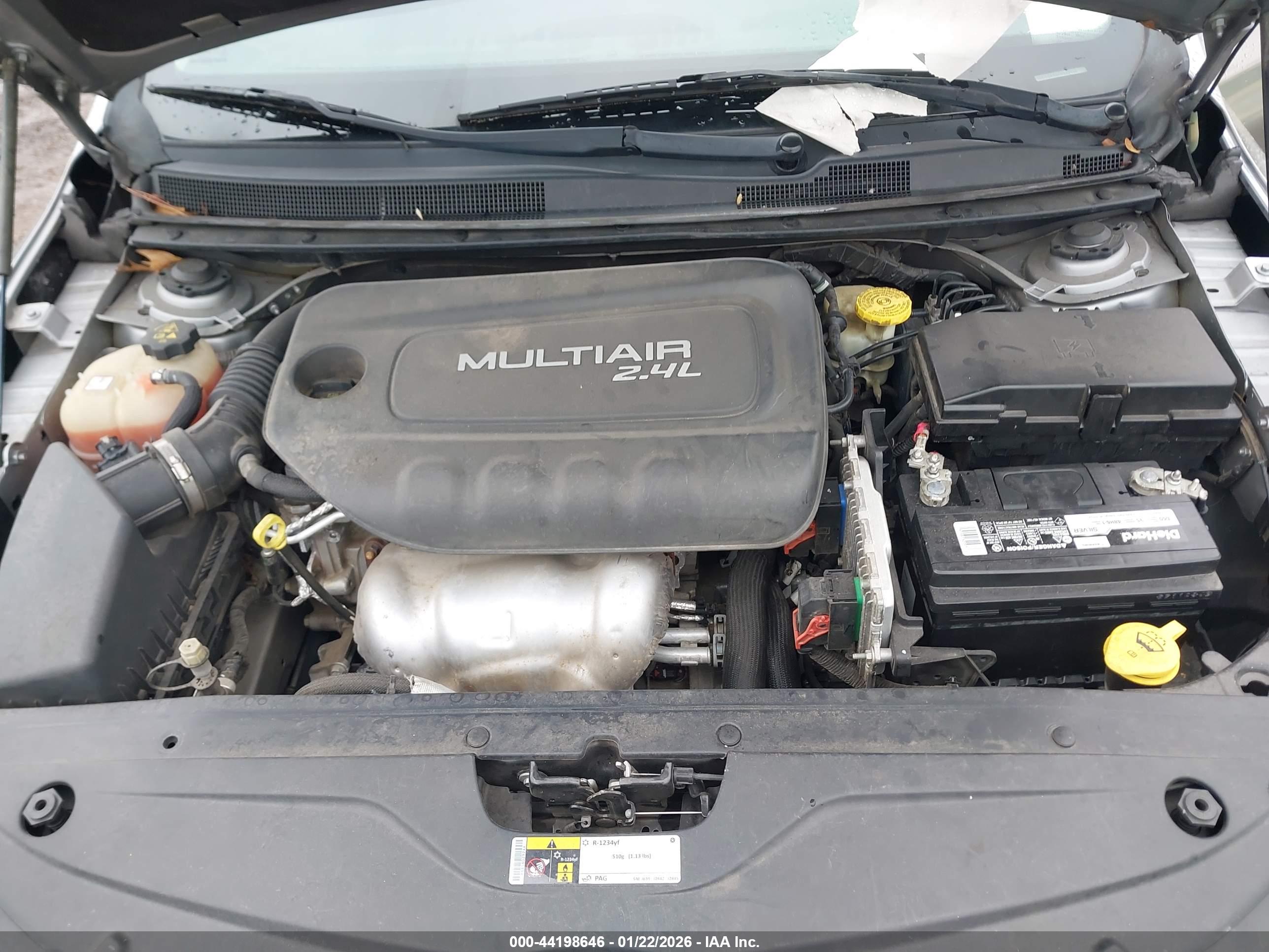 CHRYSLER 200 image 10