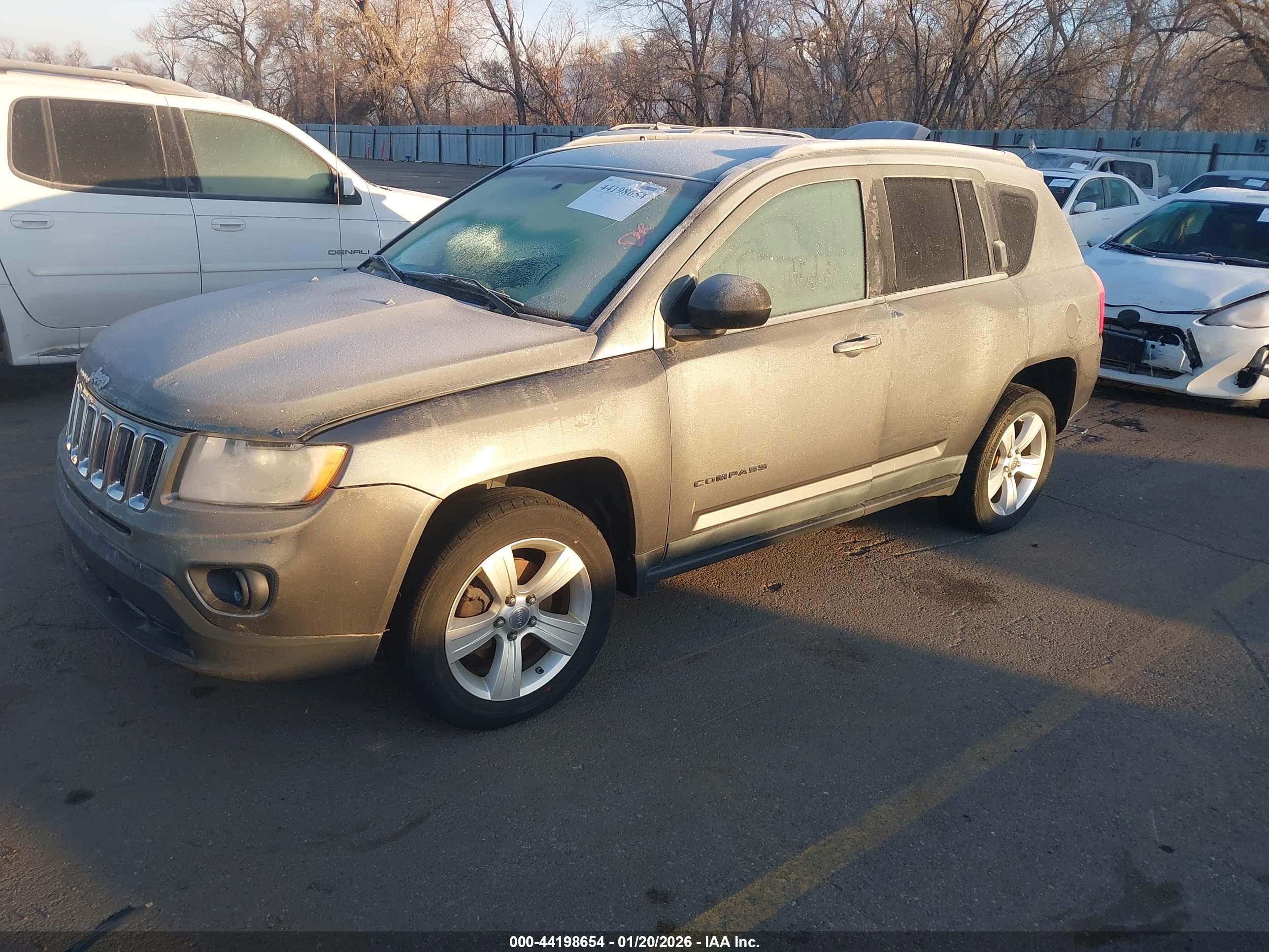 JEEP COMPASS image 2