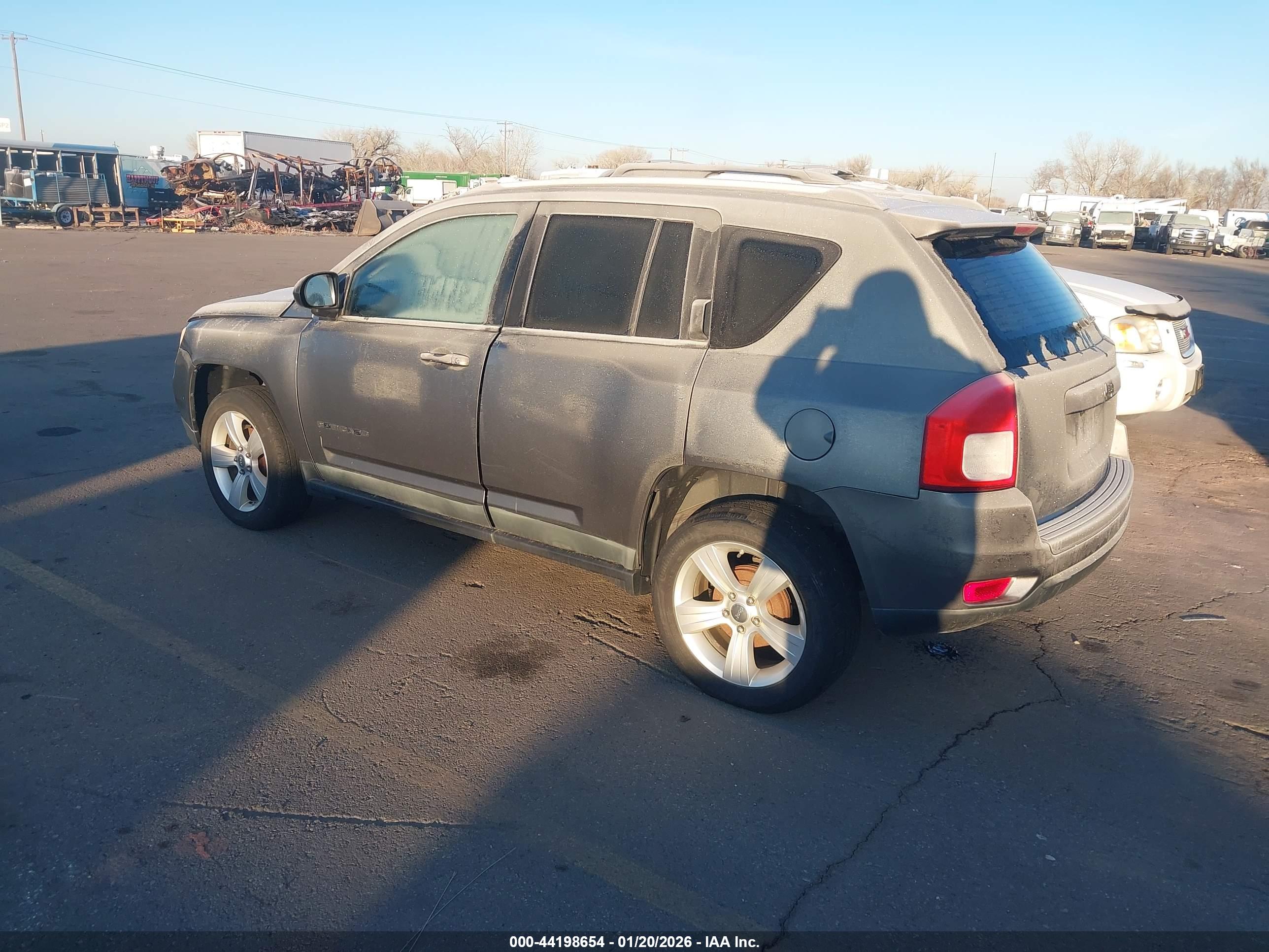 JEEP COMPASS image 3