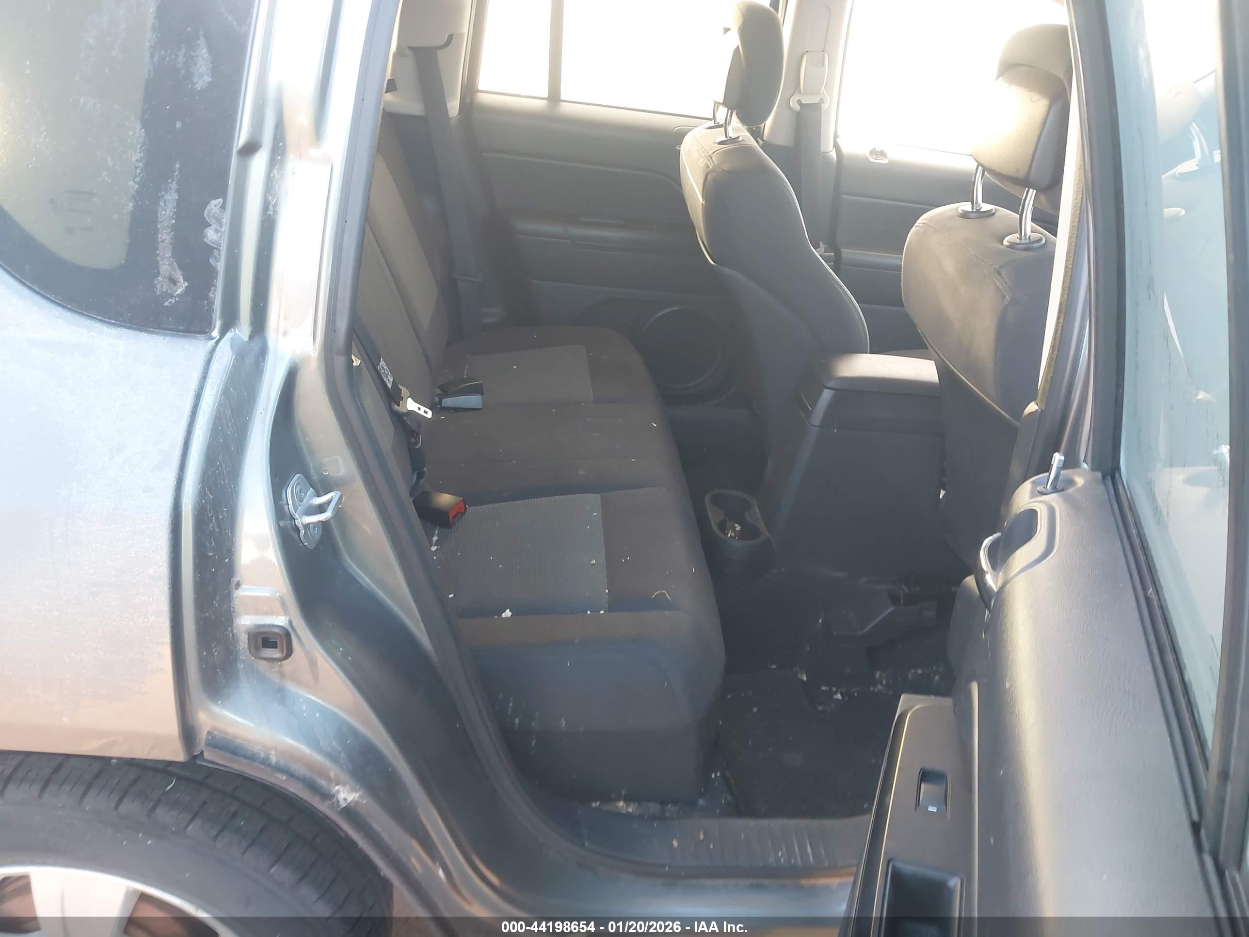 JEEP COMPASS image 8