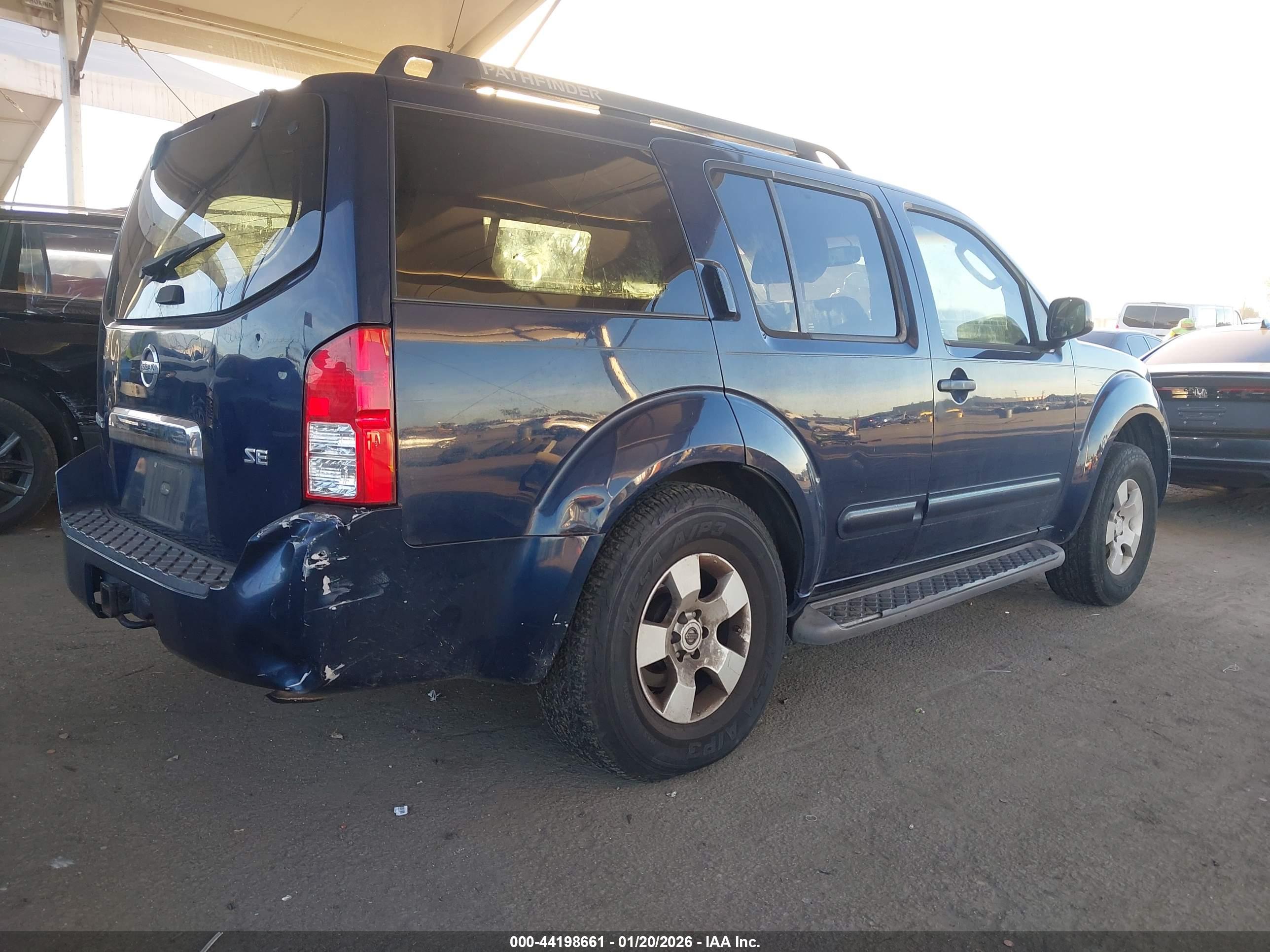 NISSAN PATHFINDER image 4