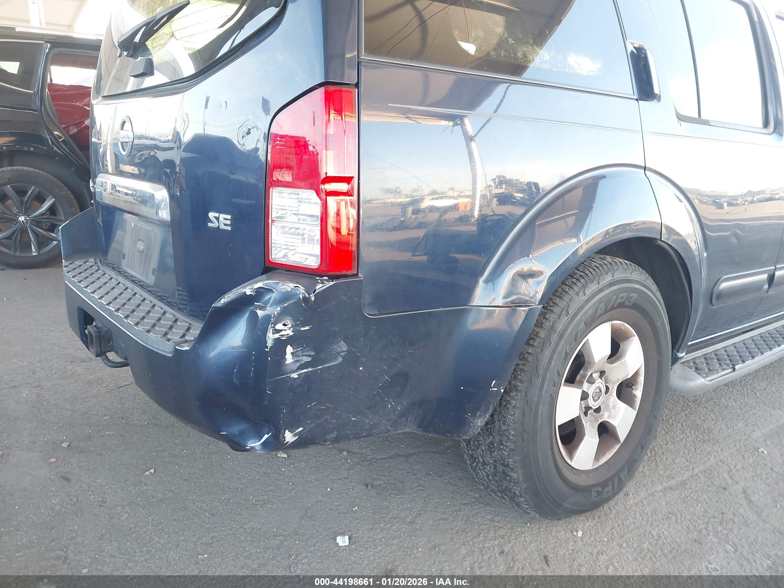 NISSAN PATHFINDER image 6