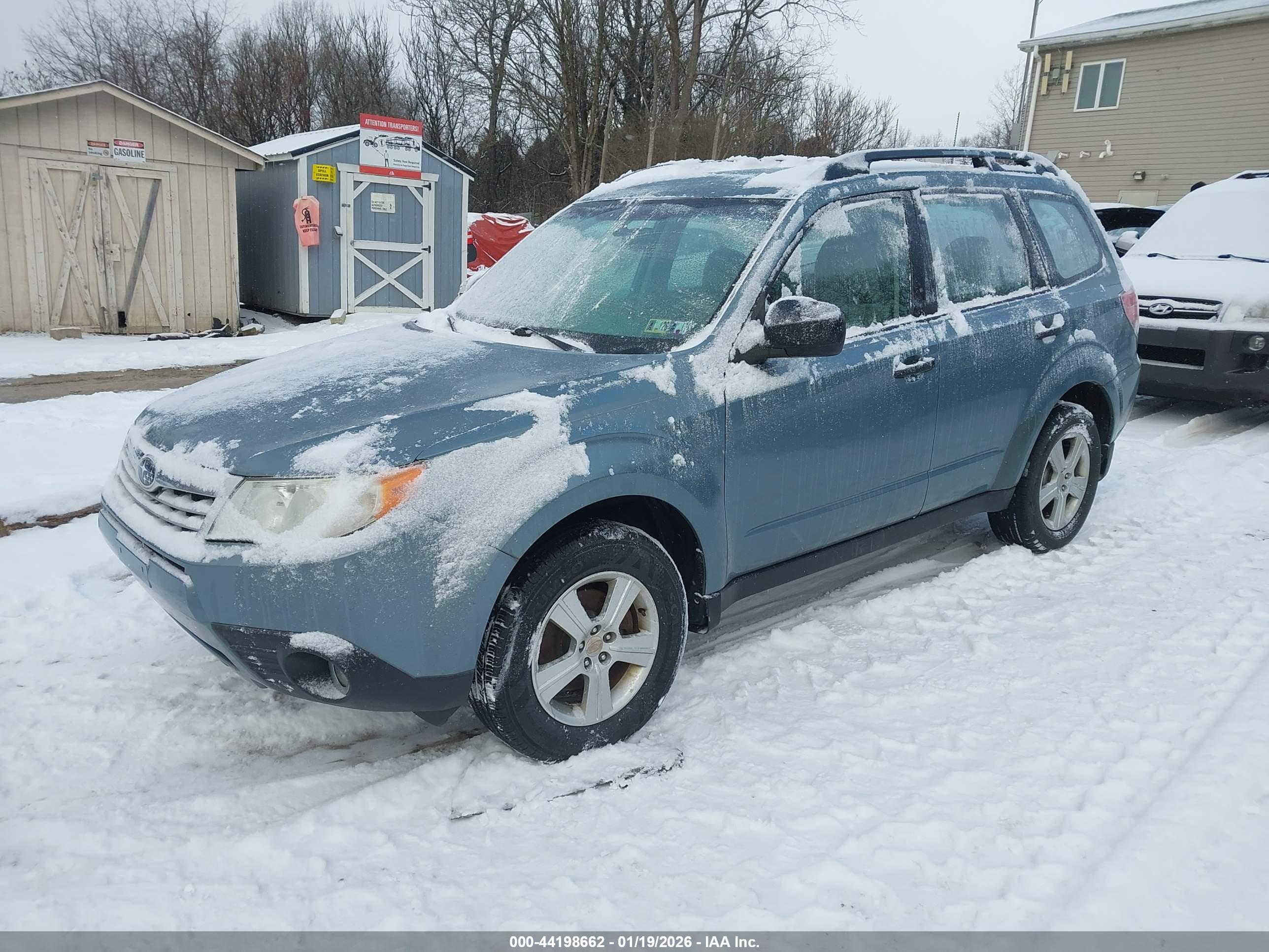 SUBARU FORESTER image 2