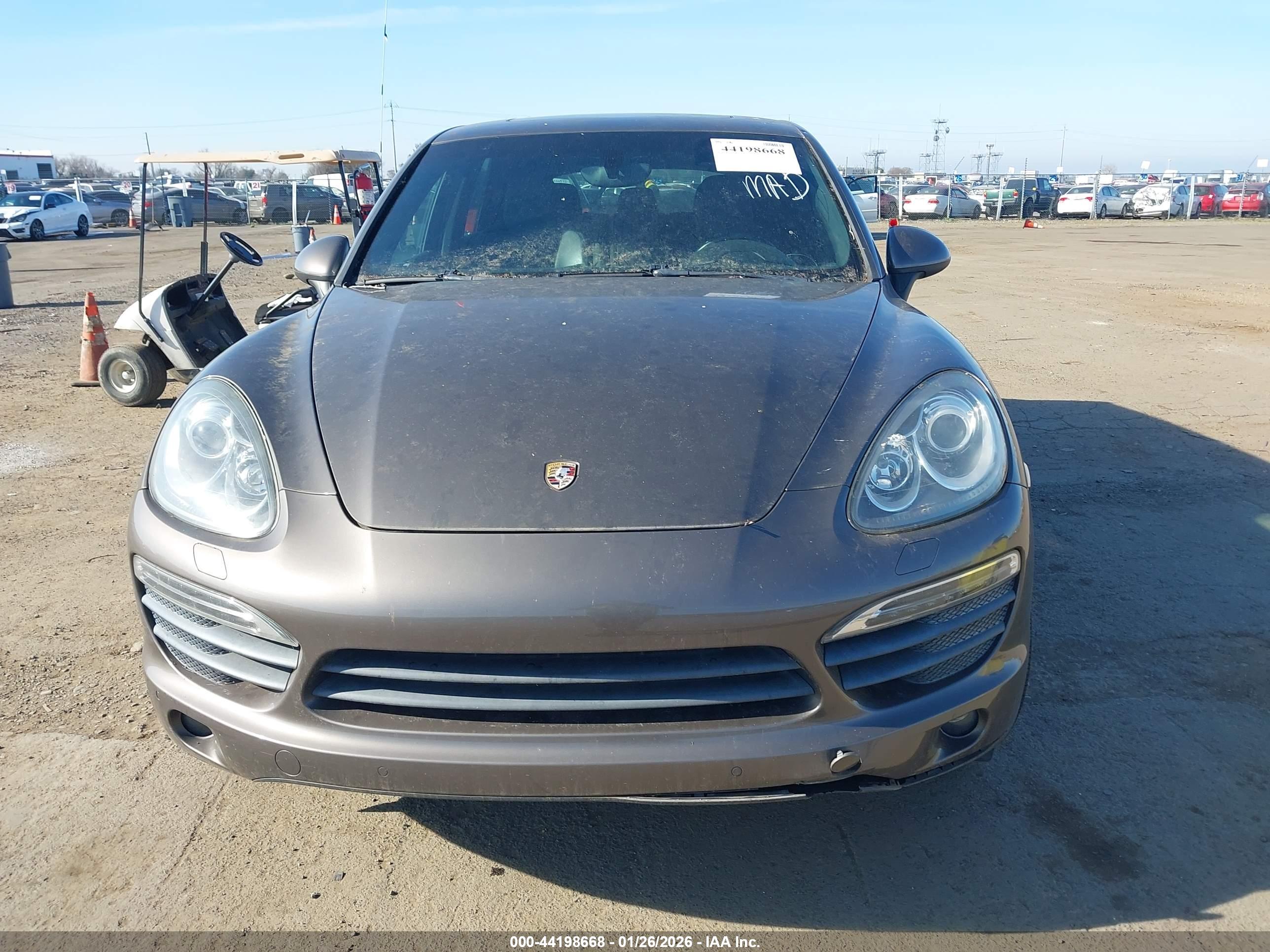 PORSCHE CAYENNE image 6