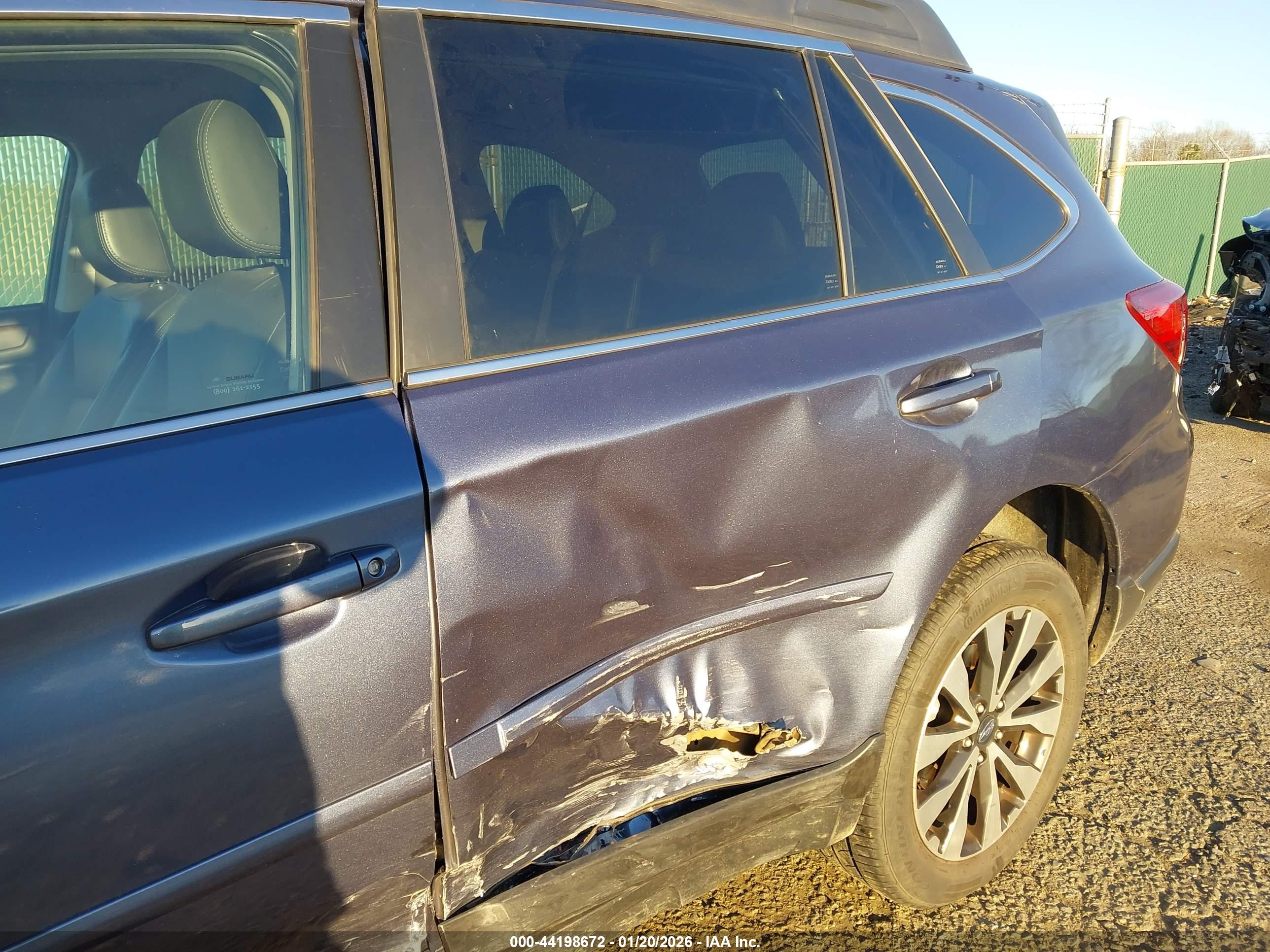 SUBARU OUTBACK image 6