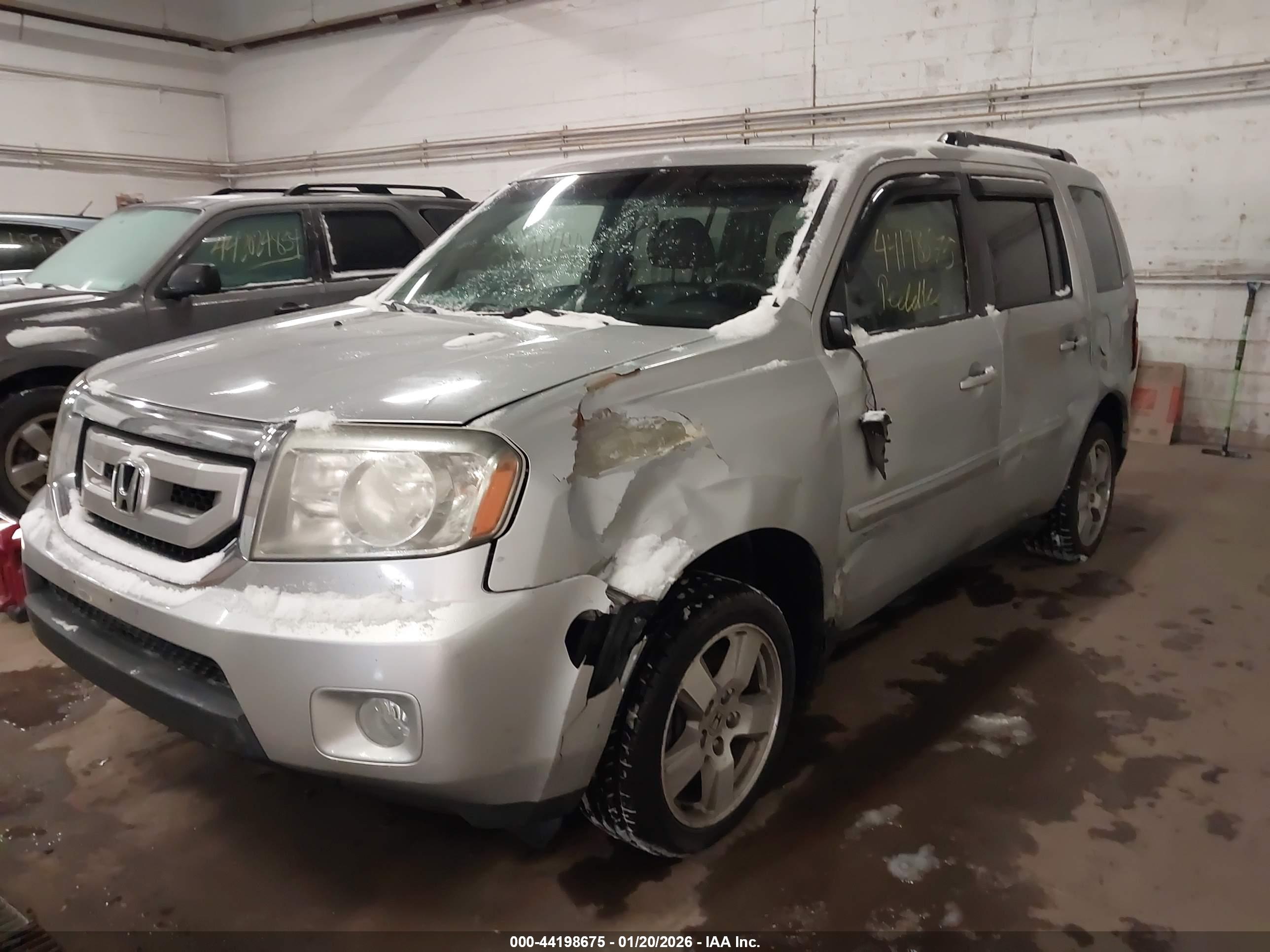 HONDA PILOT image 2