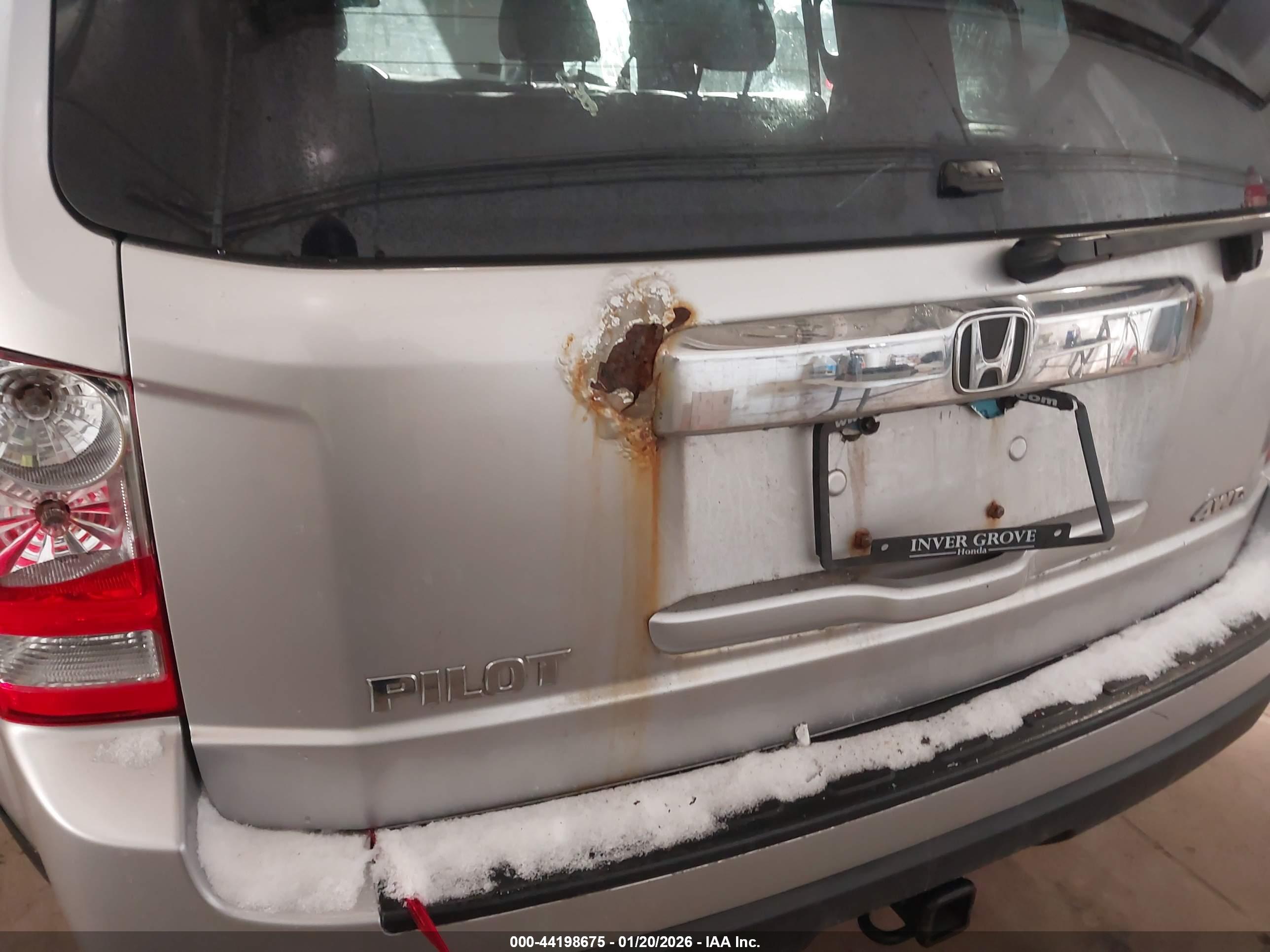 HONDA PILOT image 6